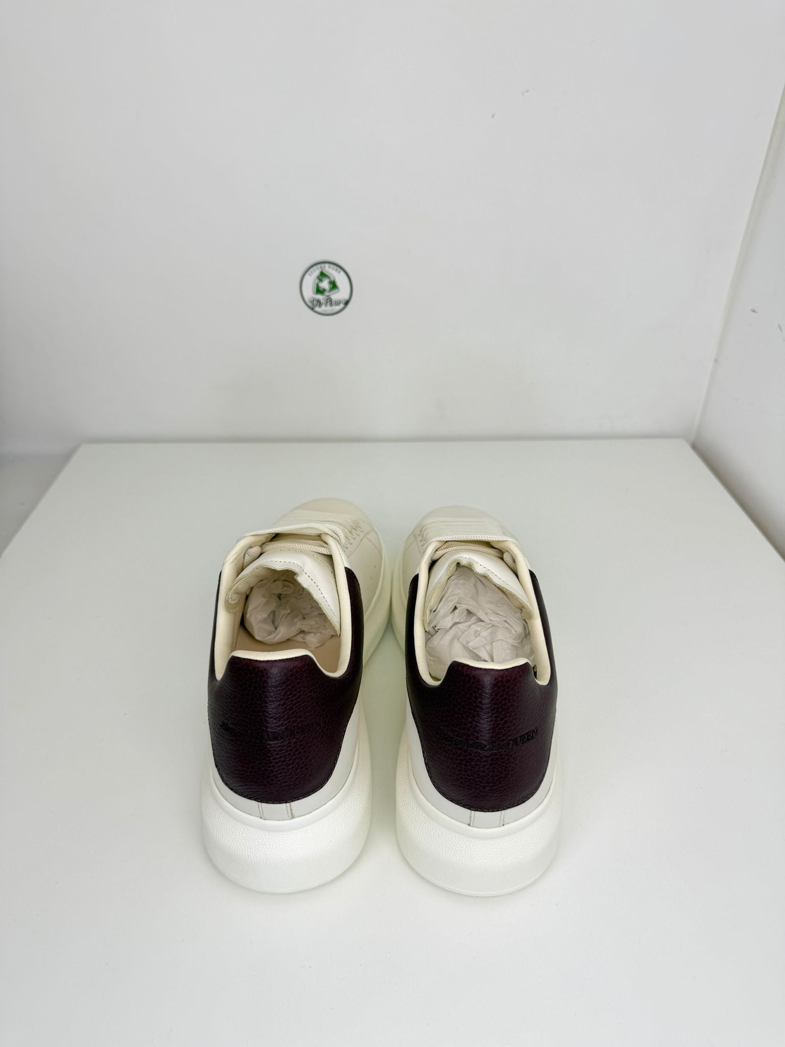 McQueen Size 42 bianca e marroncino