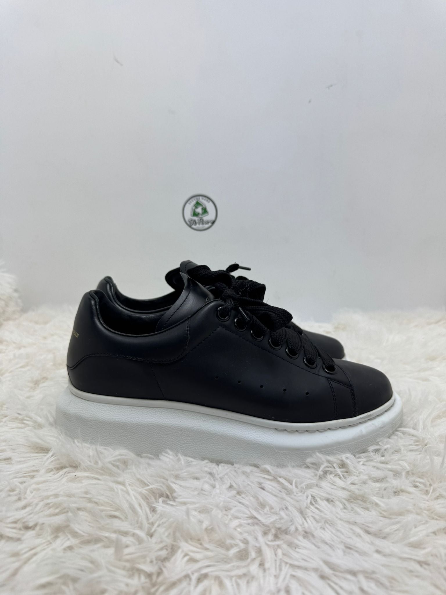 McQueen 38.5