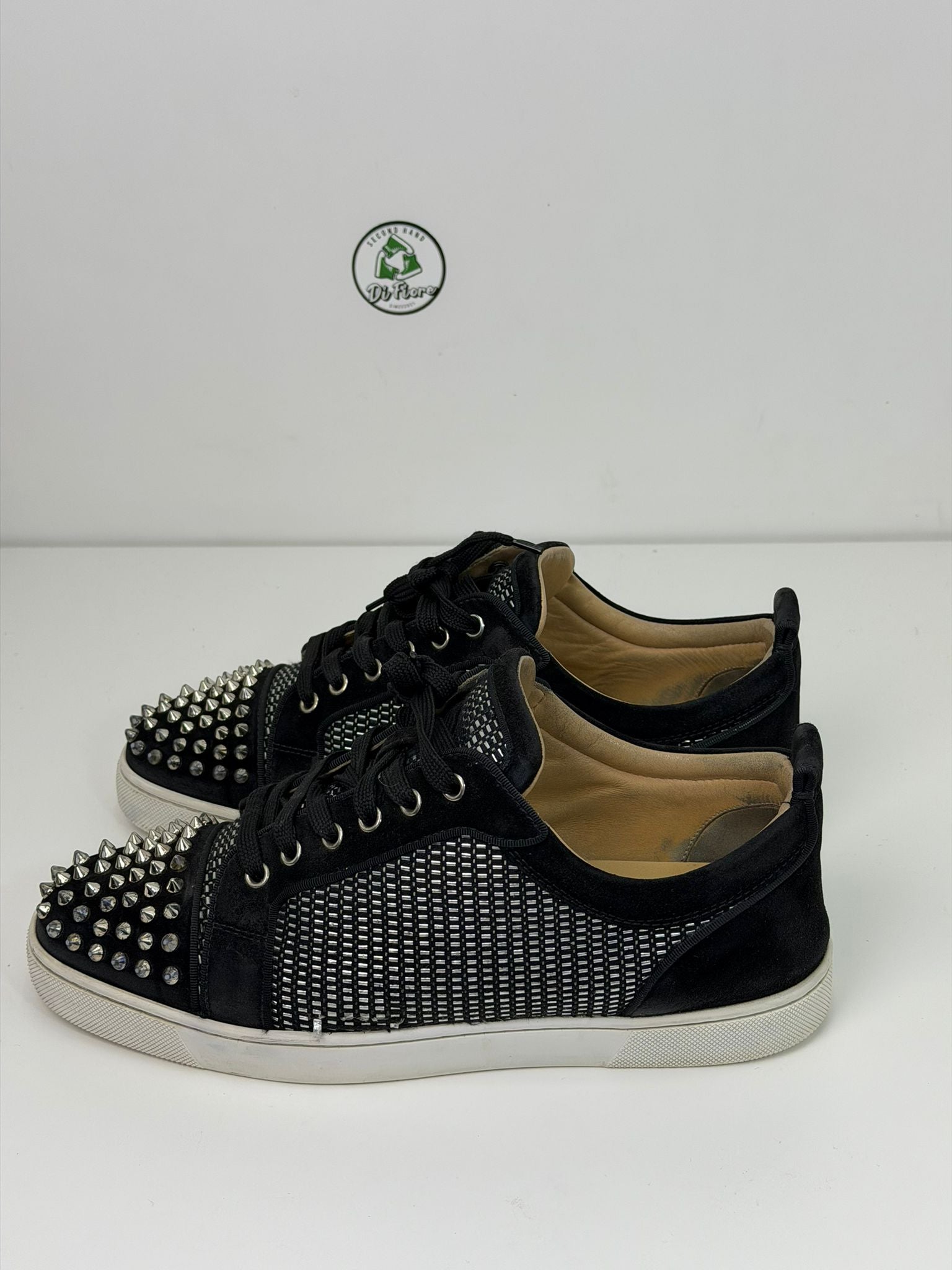 Christian Louboutin 43 basse nere e bianche