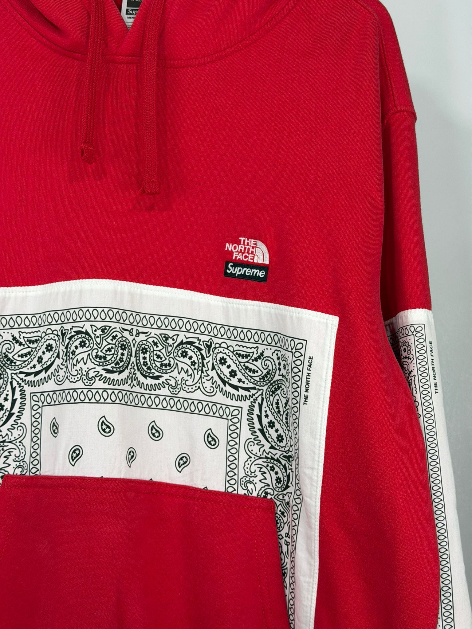 Felpa North face X supreme M rossa bianca e nera