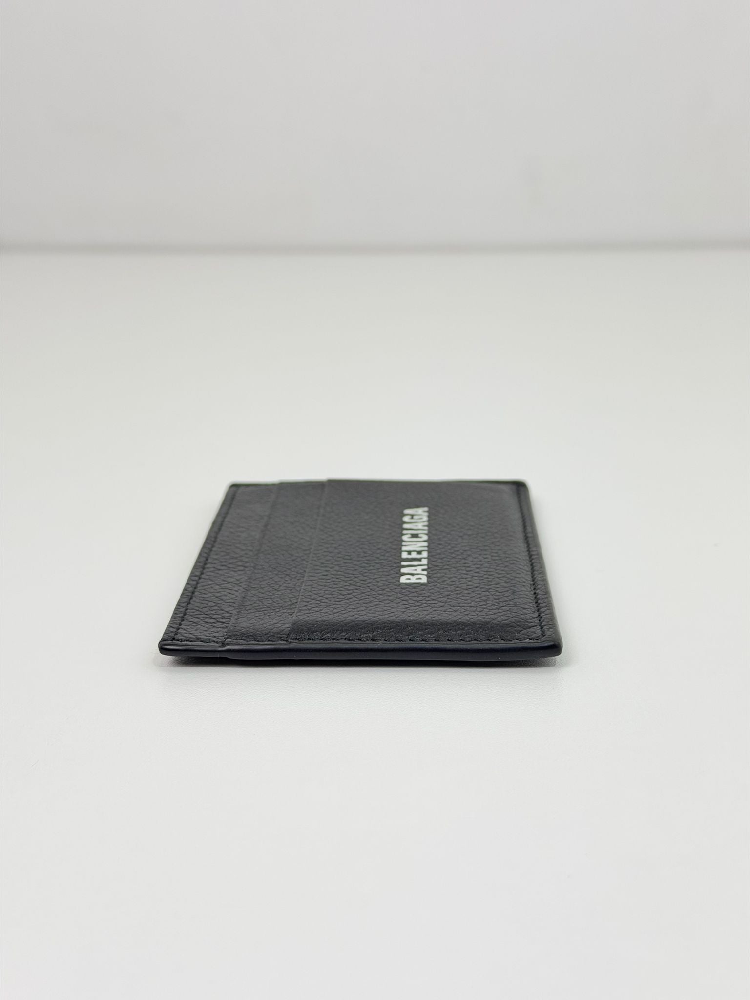 portacarte Balenciaga nero e bianco