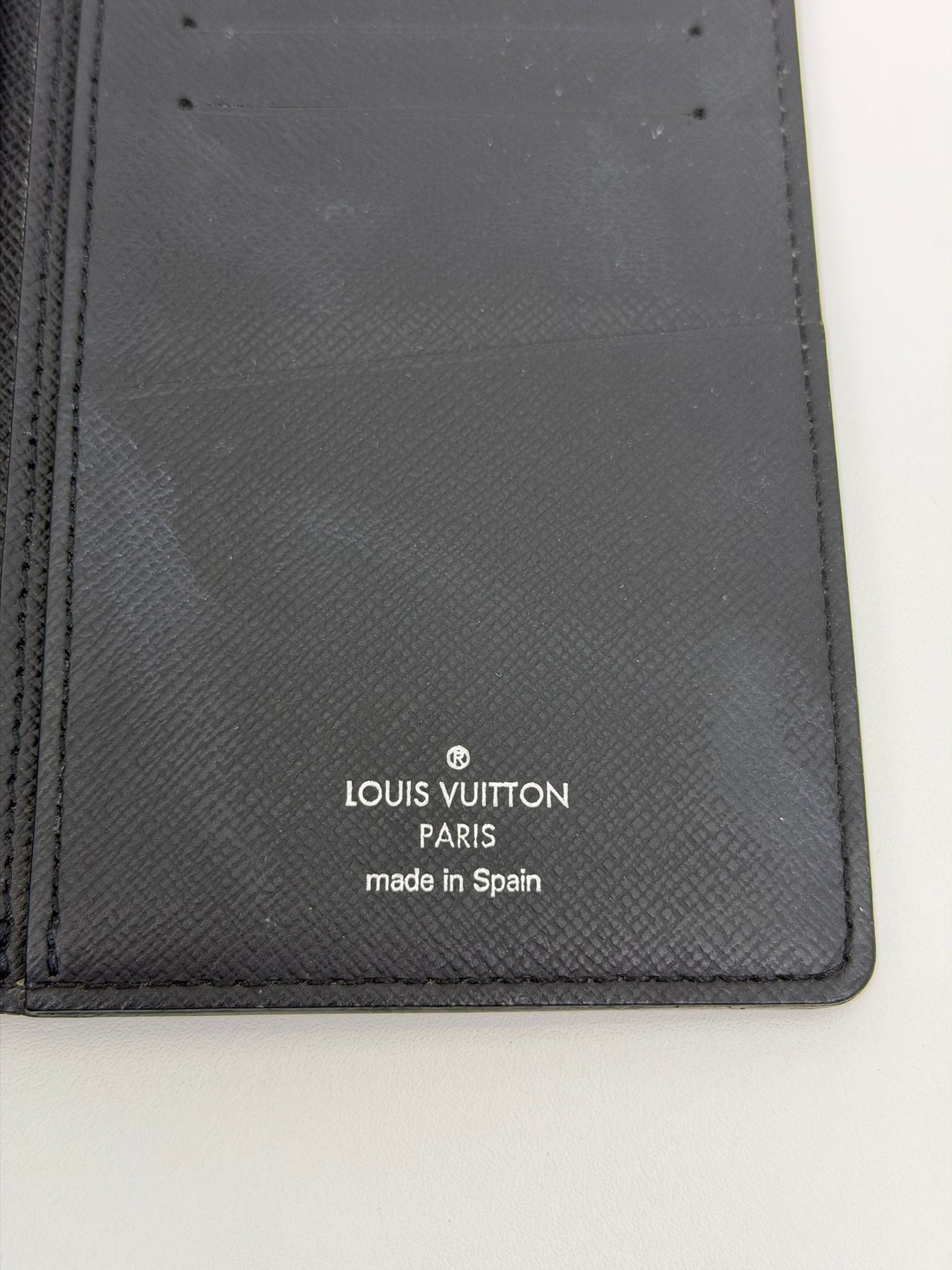 Portafoglio Louis Vuitton Brazza nero