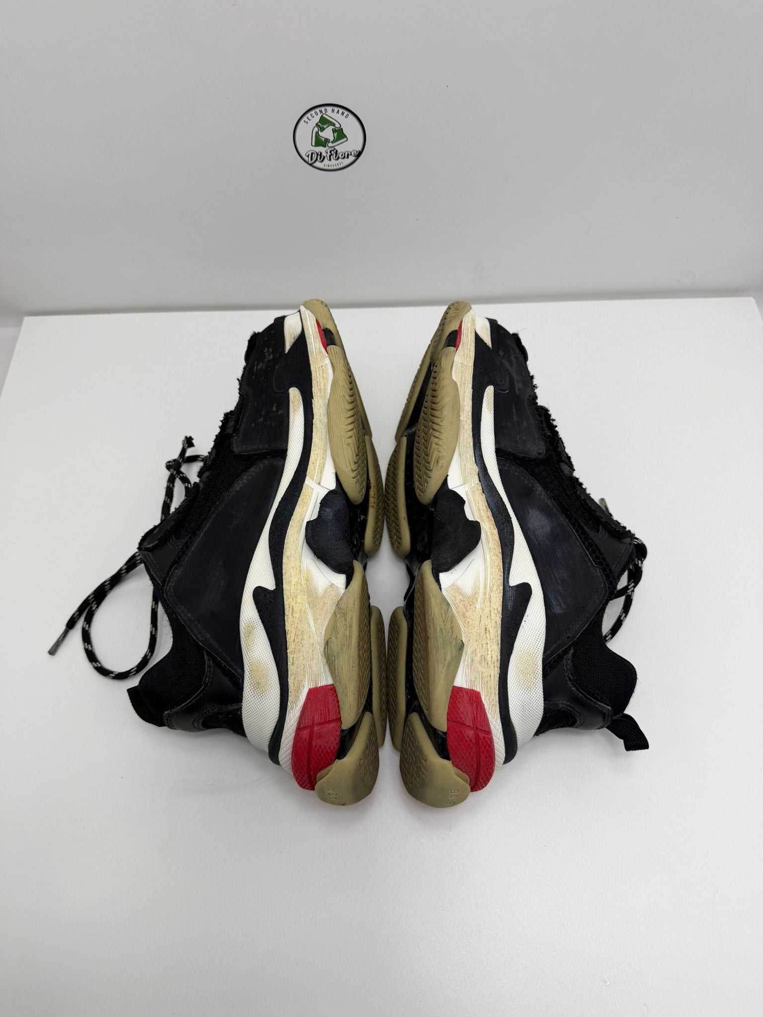 Balenciaga triple S Size 42 nere