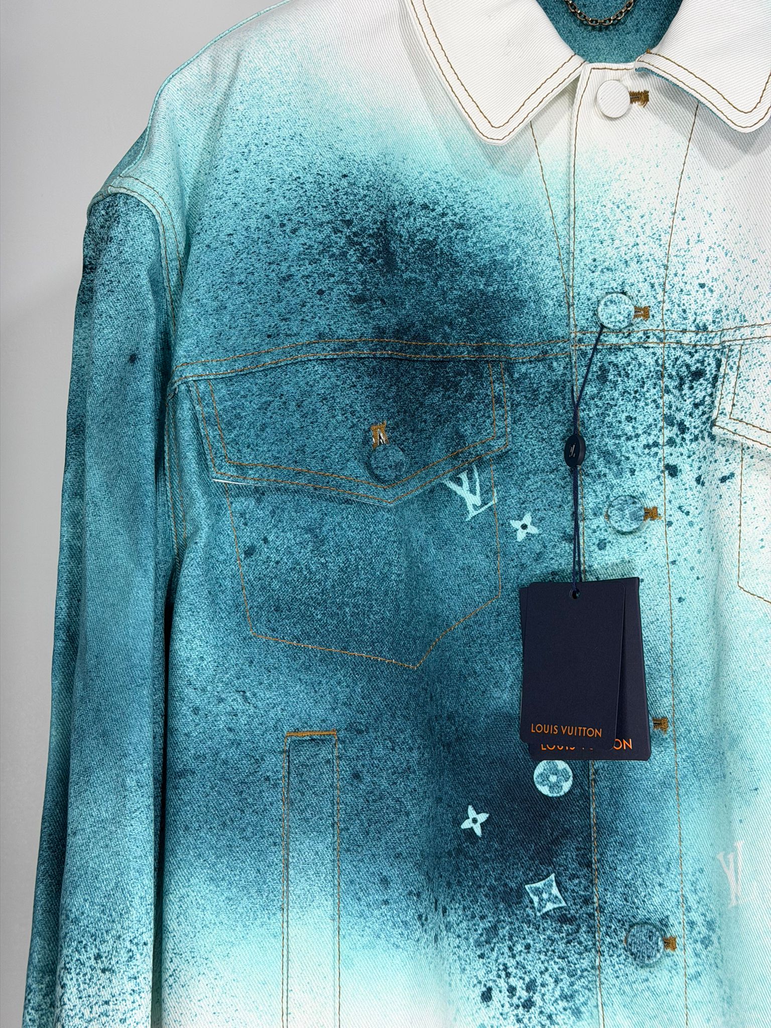Giacca Louis Vuitton Size 50 celeste e bianca
