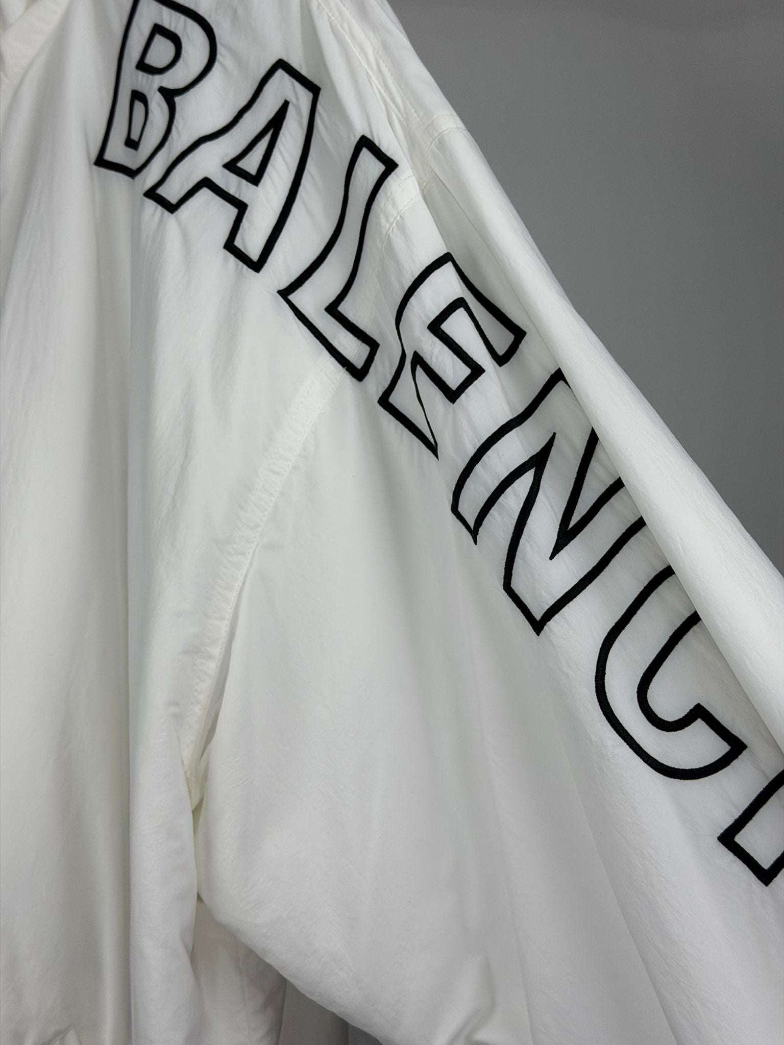 Giubbotto Balenciaga Size XL bianco e nero