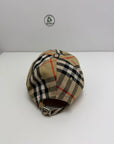 Cappello Burberry Size M multicolore