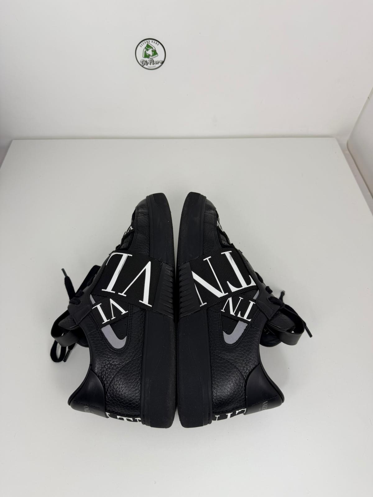 Valentino Size 41 nera e bianca