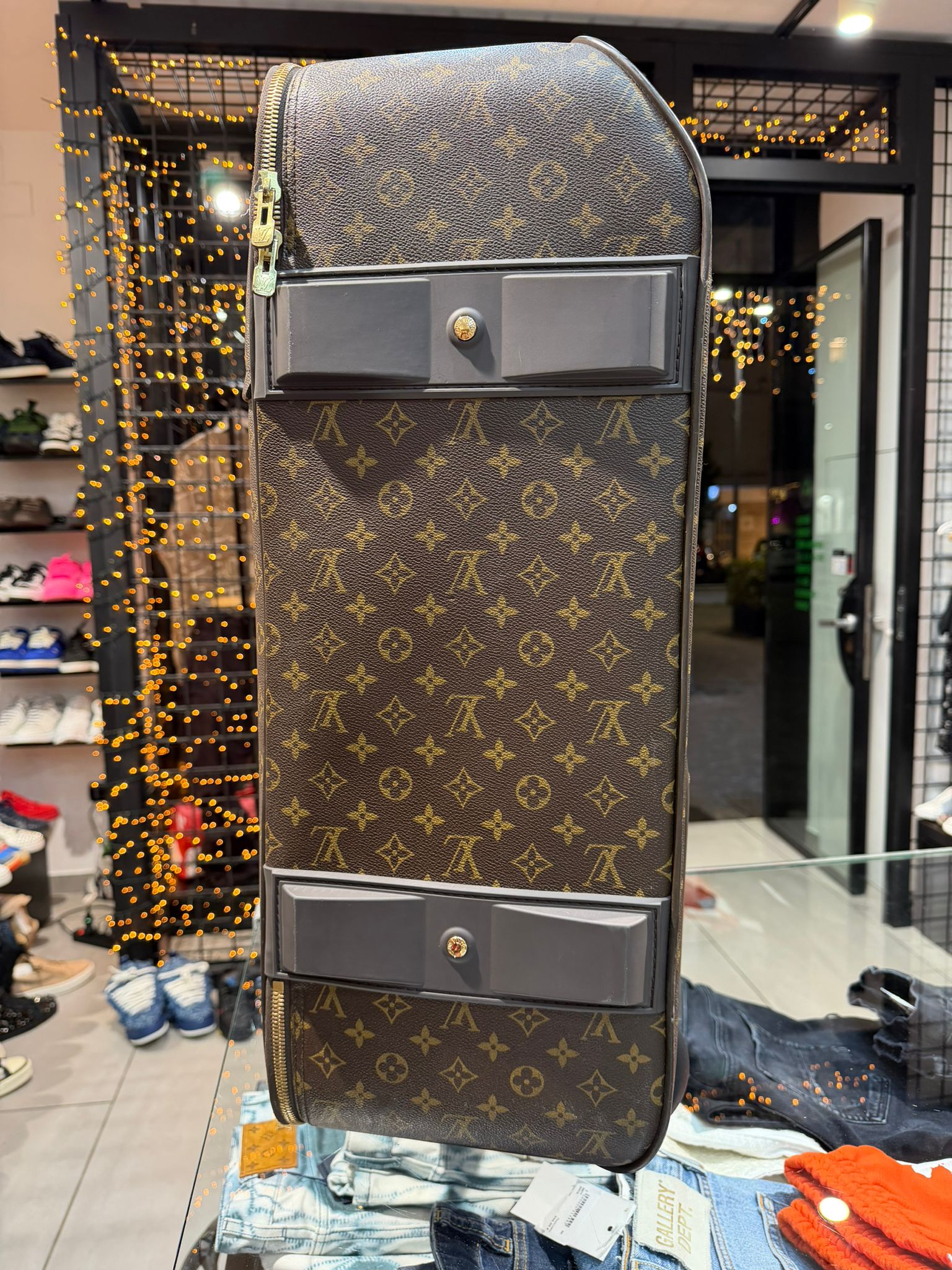 valigia Louis Vuitton monogram Lv in canvas marrone