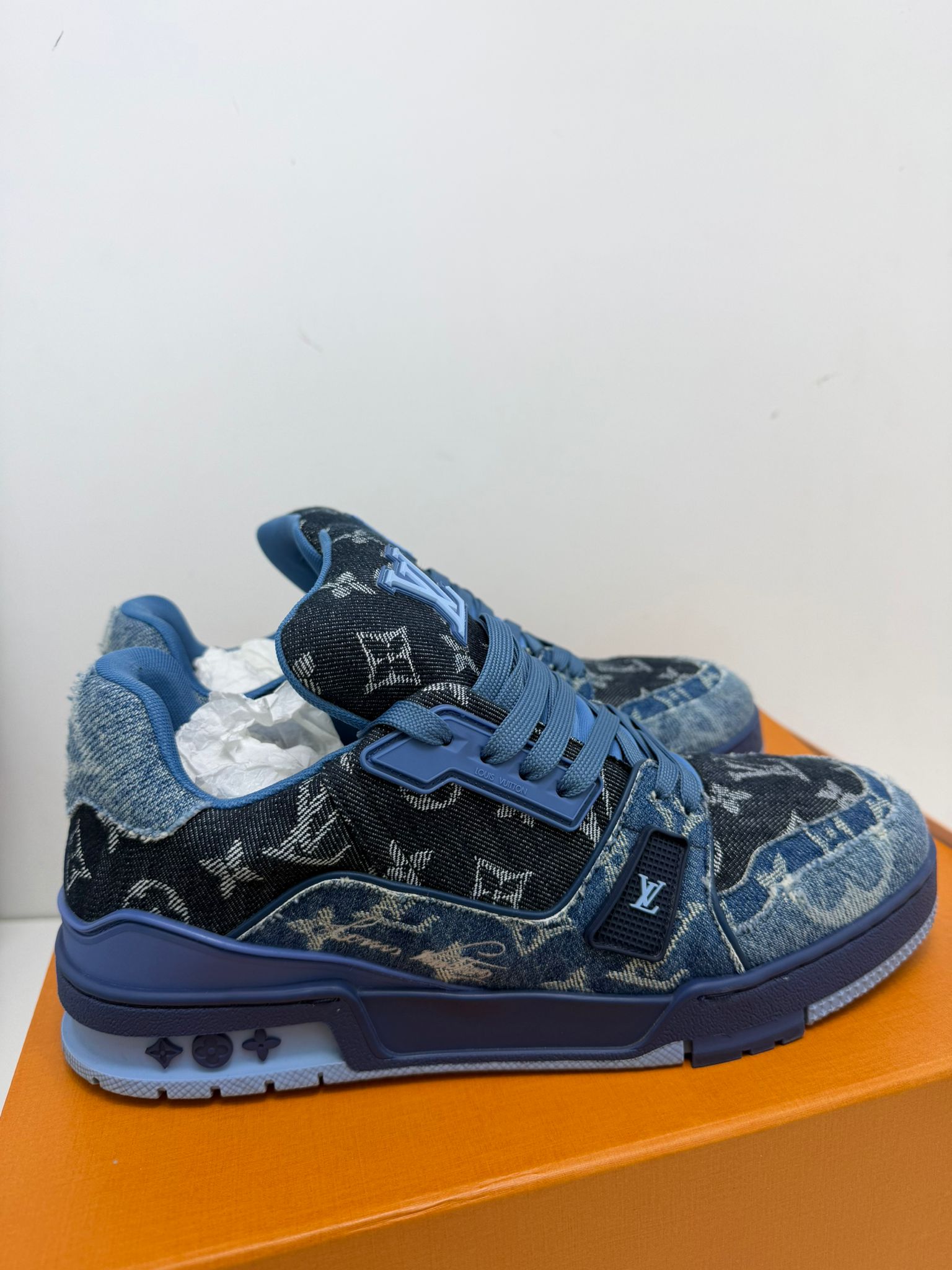 Louis Vuitton trainer 42 denim