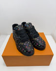 Louis Vuitton trainer 9=43 veste 44 nera e multicolore