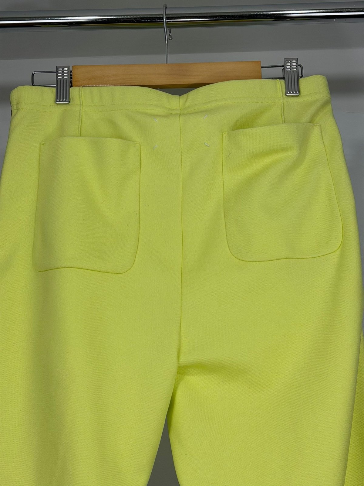 pantalone Margiela Size 48 giallo fluo e nero - Second Hand Di Fiore