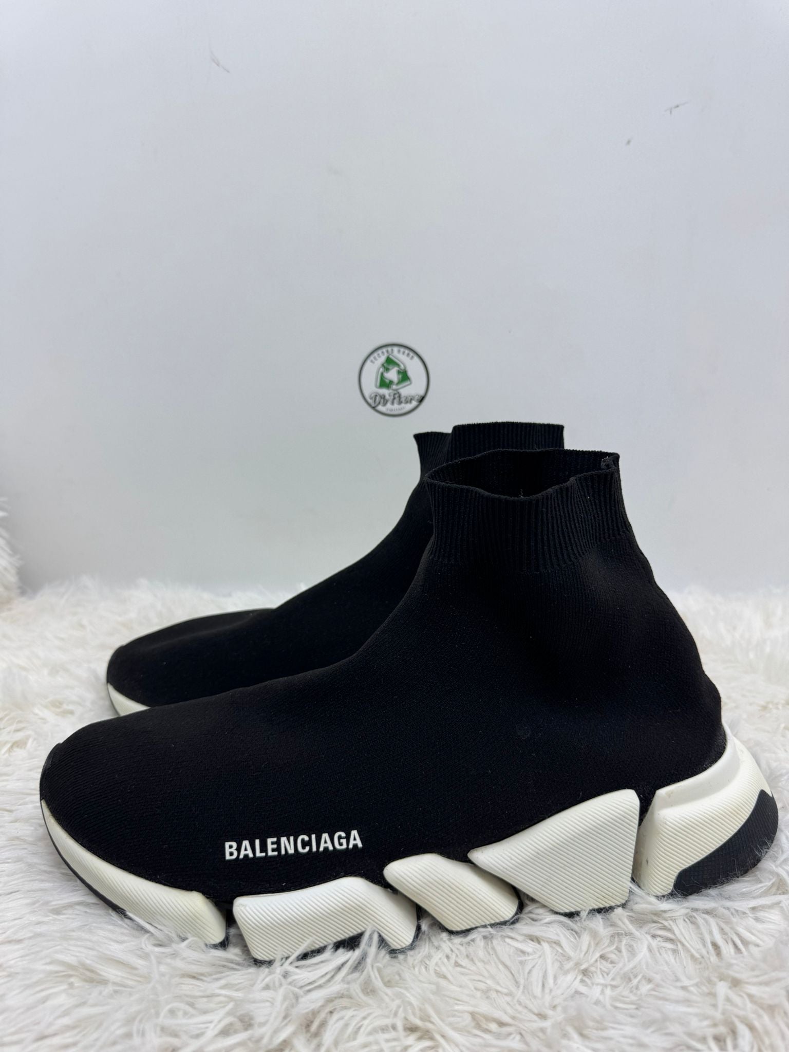 Balenciaga Speed 43