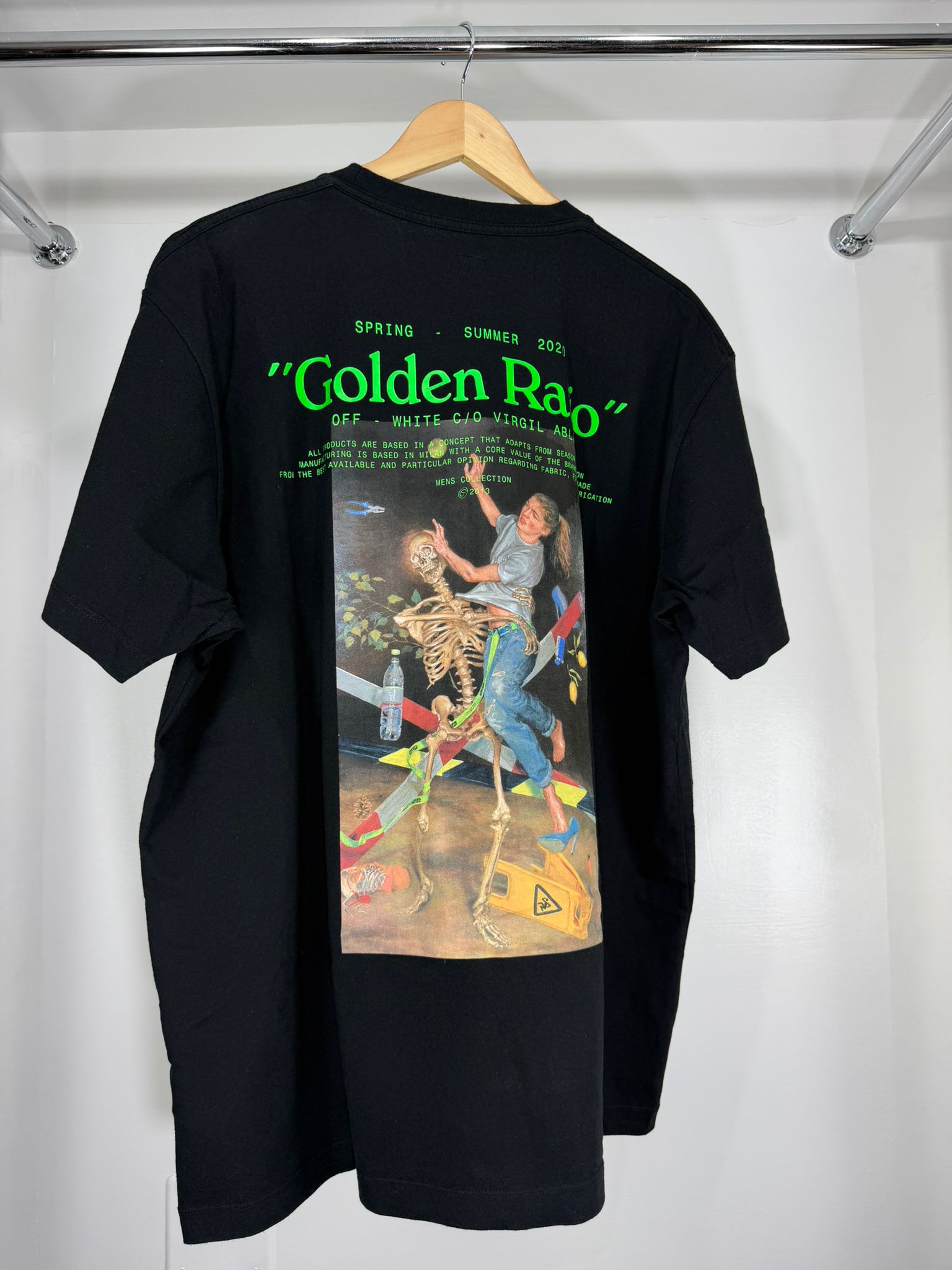 T-shirt off white Size XS veste XL nera