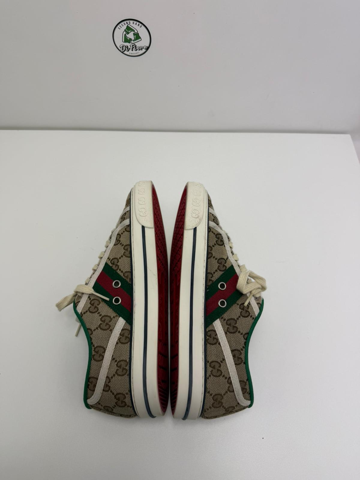 Gucci Size 38 veste 39 marrone