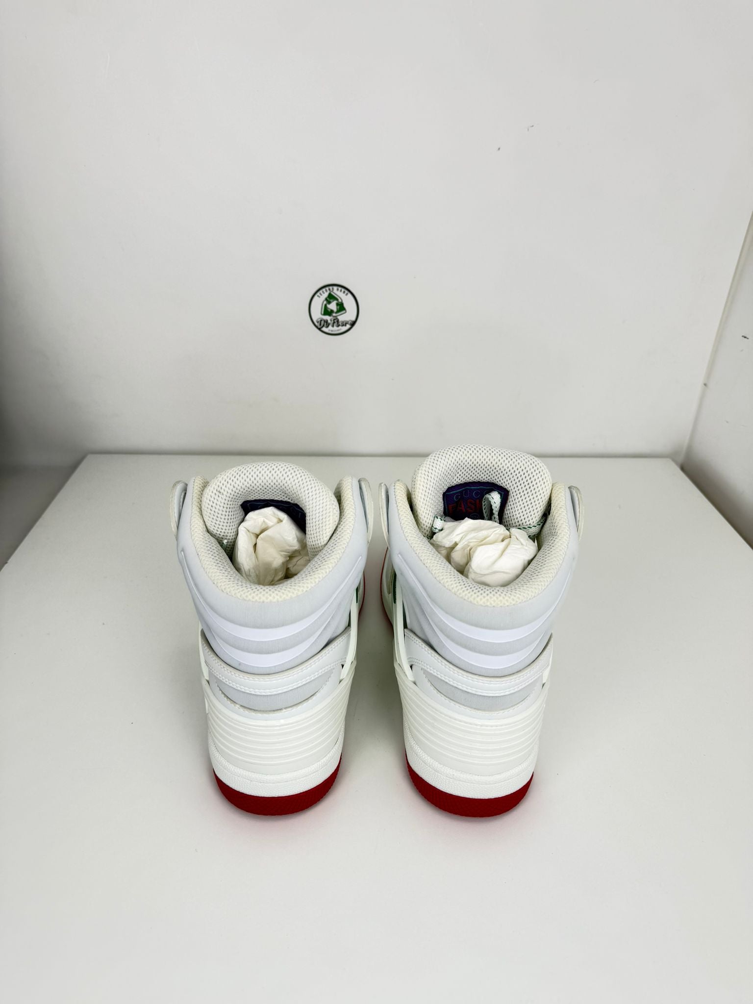 Gucci Size 37.5/38 bianca