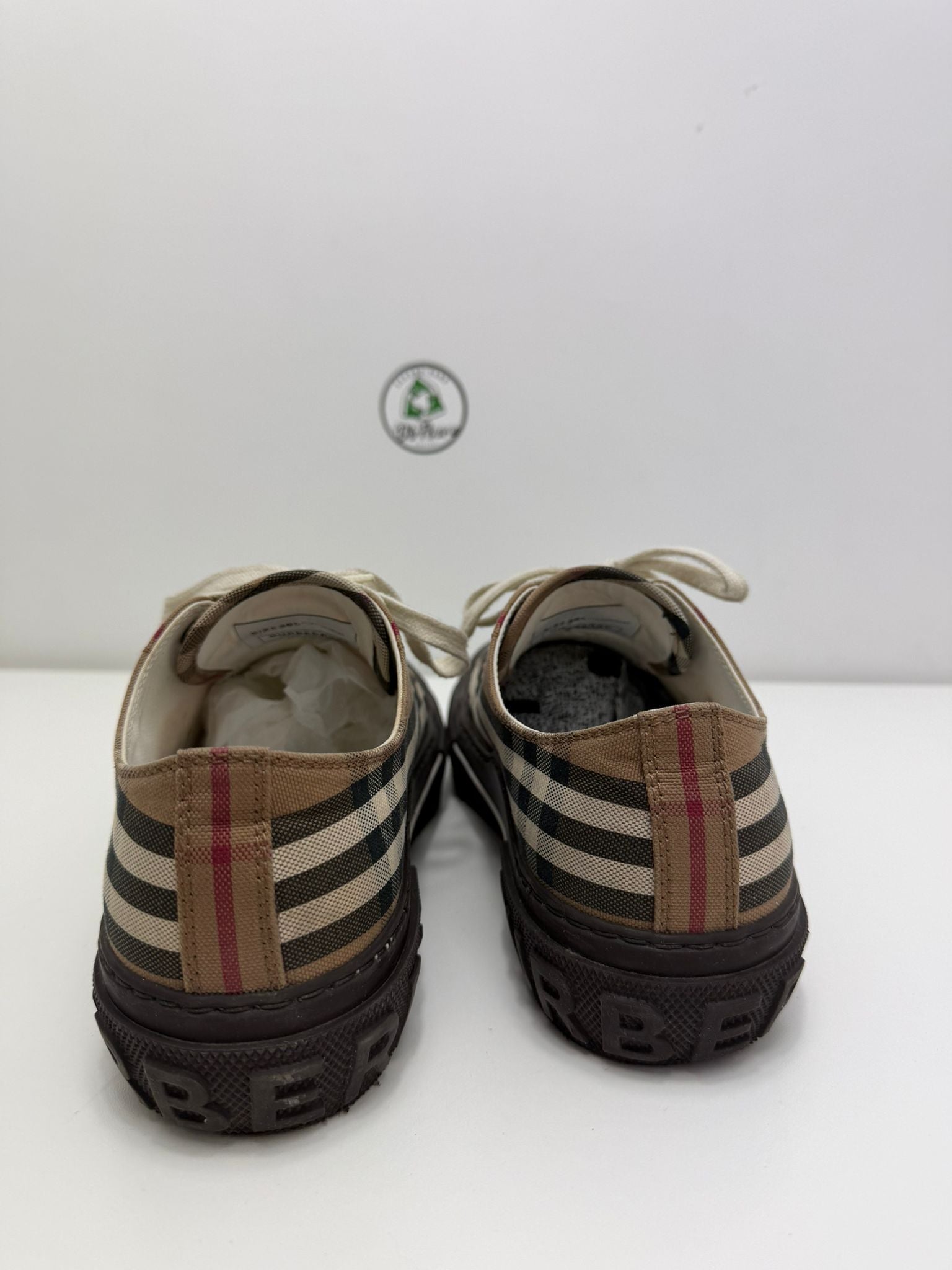 burberry sneakers 39.5