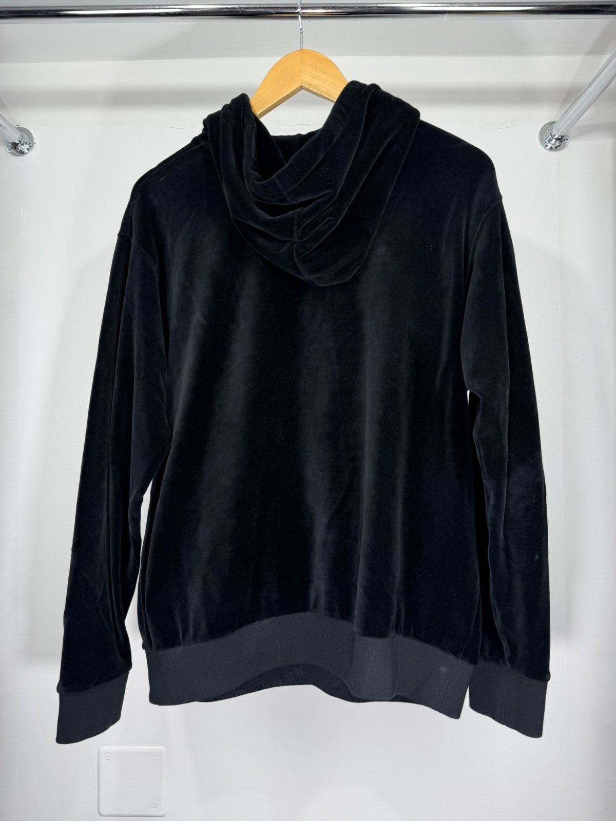 Felpa Gucci Size S nera e gialla - Second Hand Di Fiore