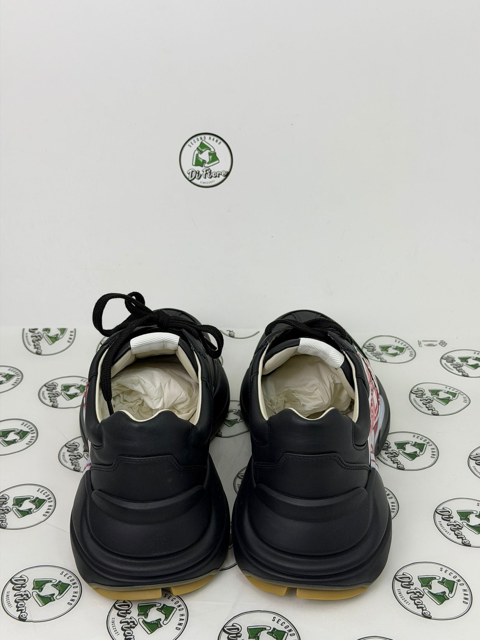 Gucci ryton Size 7.5=41.5 nere bianche e rosse