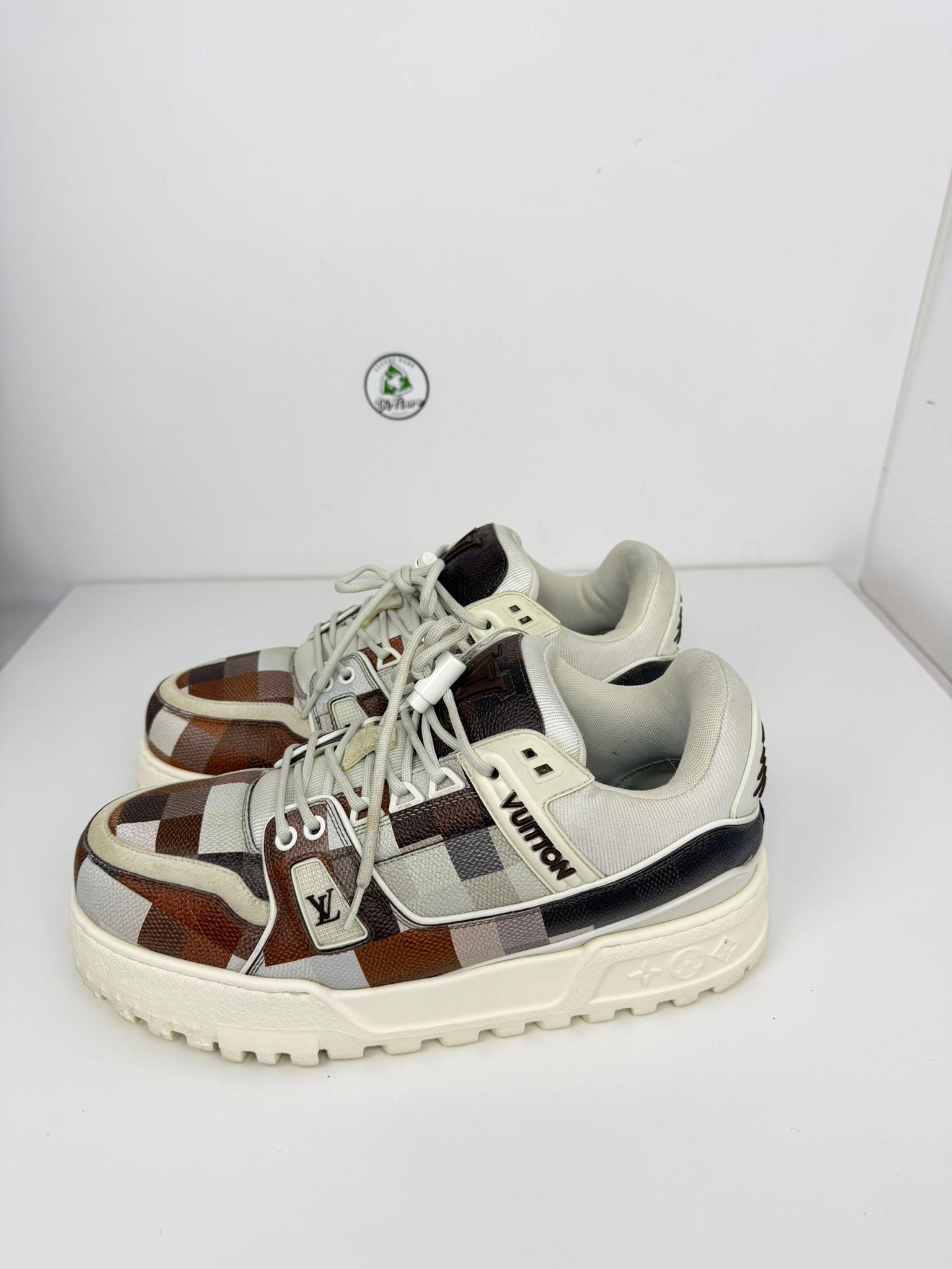 Louis Vuitton trainer maxi Size 7=41 veste 42/42.5 marrone