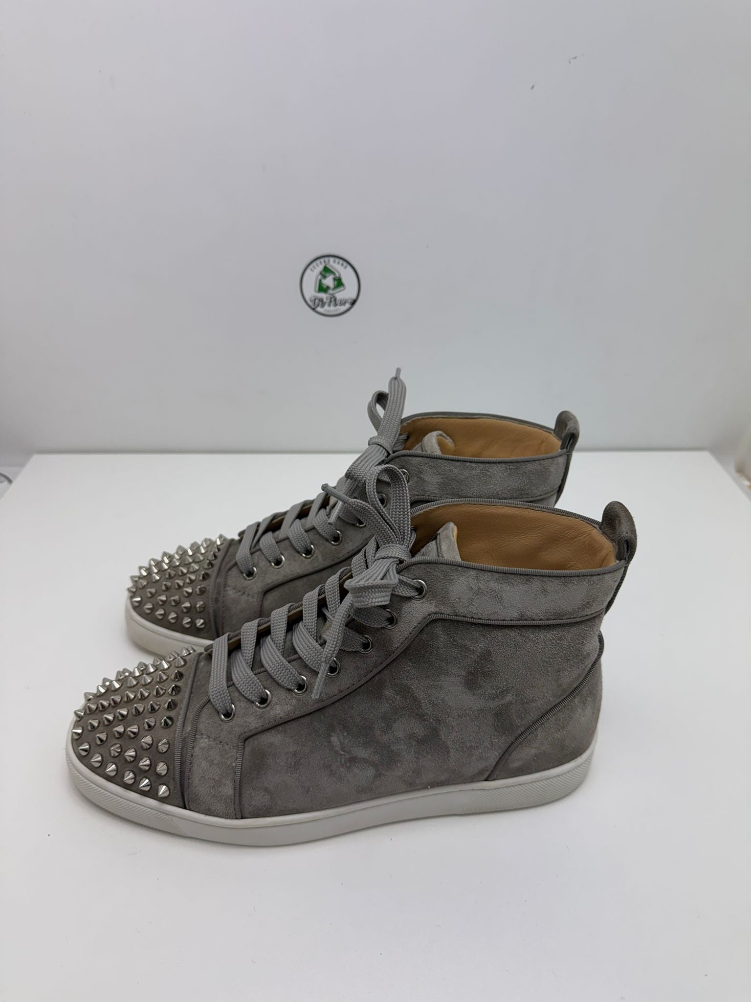 Christian Louboutin 40.5 grigia alta