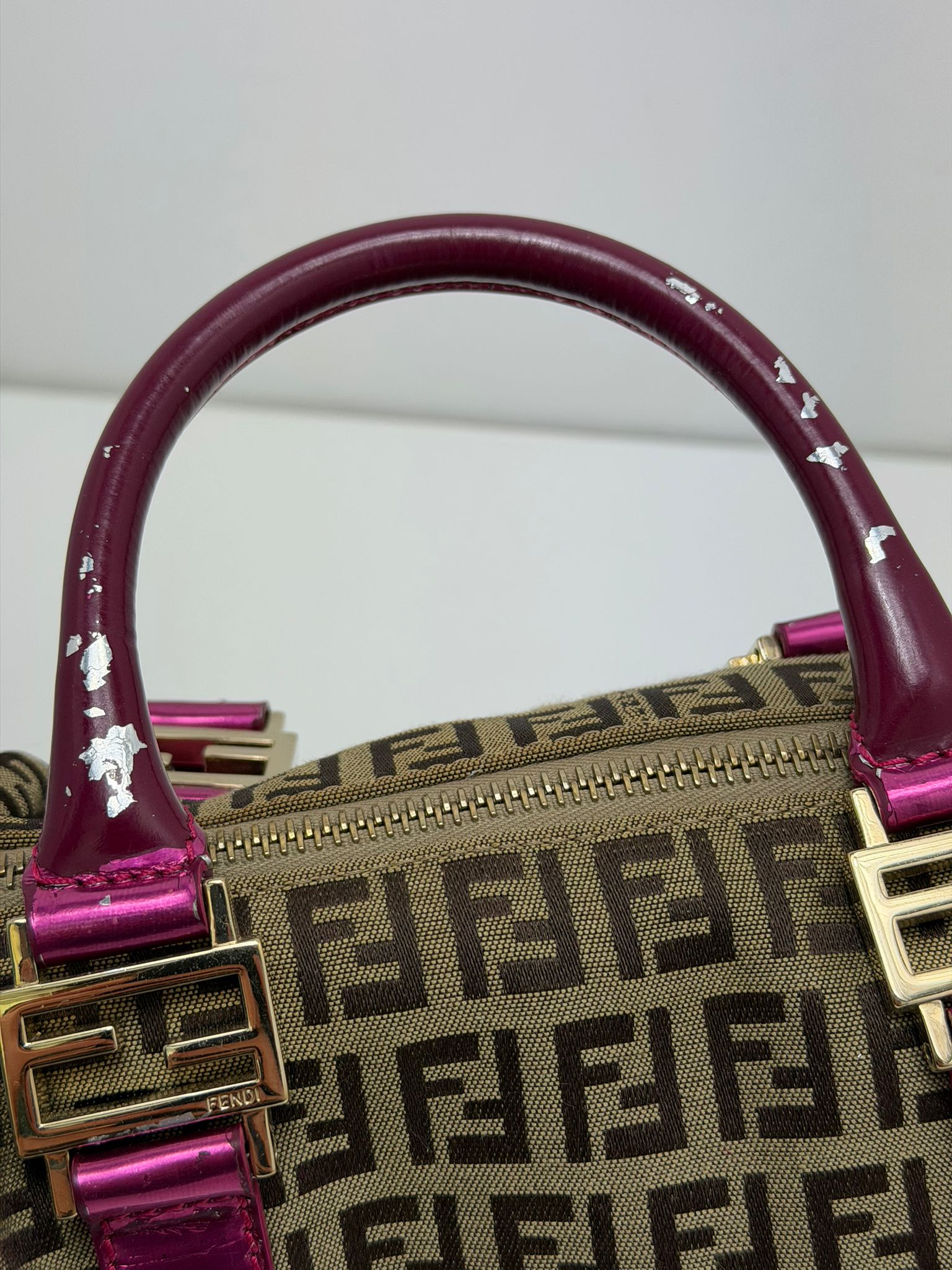 Mini bauletto Fendi beige e viola