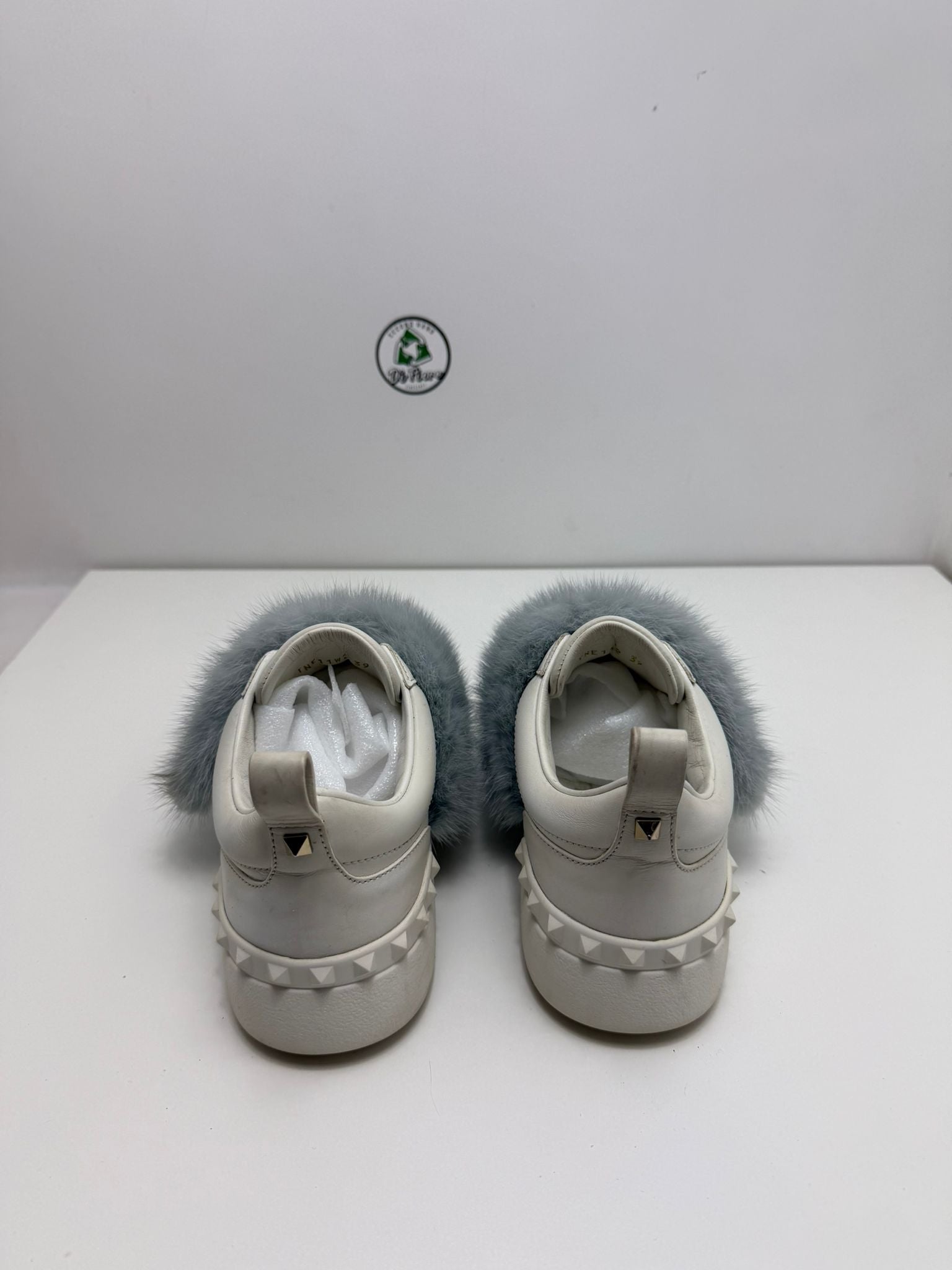 Valentino Size 39 bianco e grigio