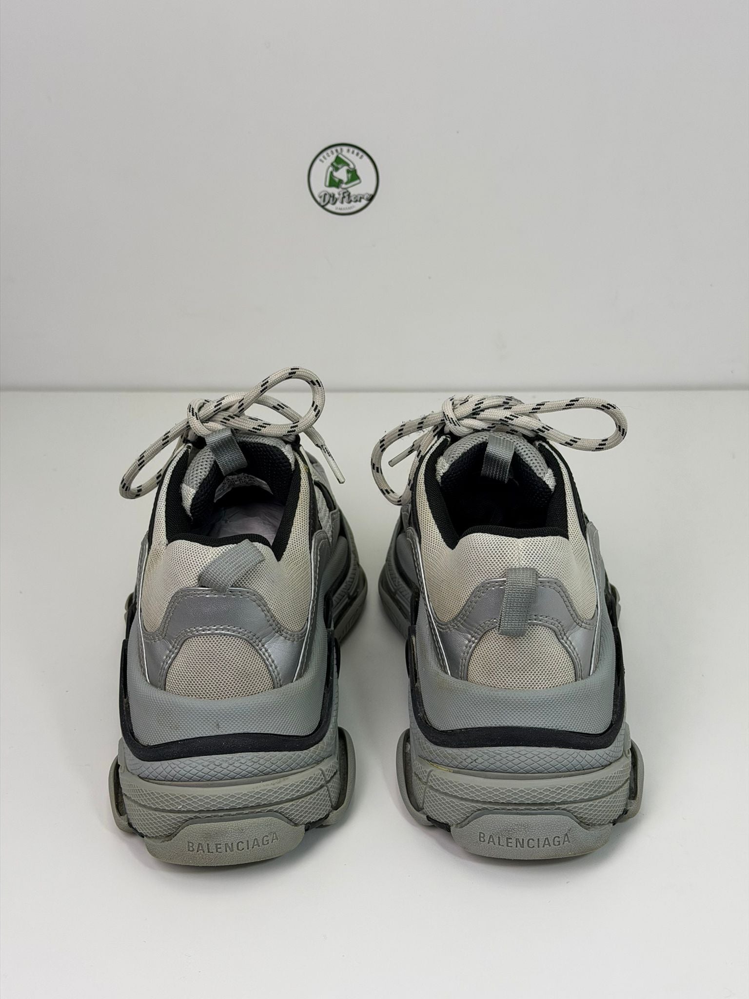 Balenciaga Triple S Size 41 grigia e nera
