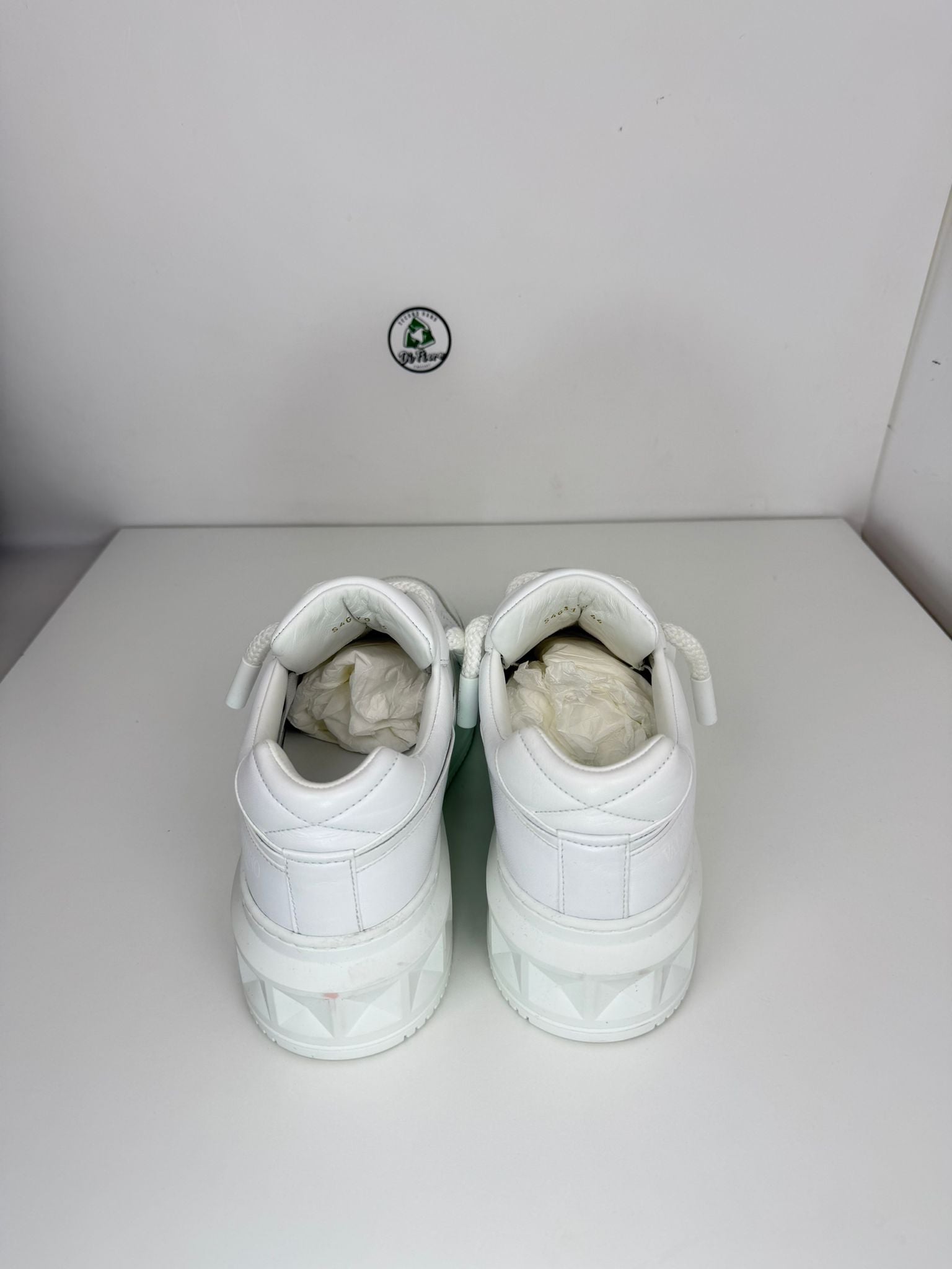 Valentino Size 44 Bianca