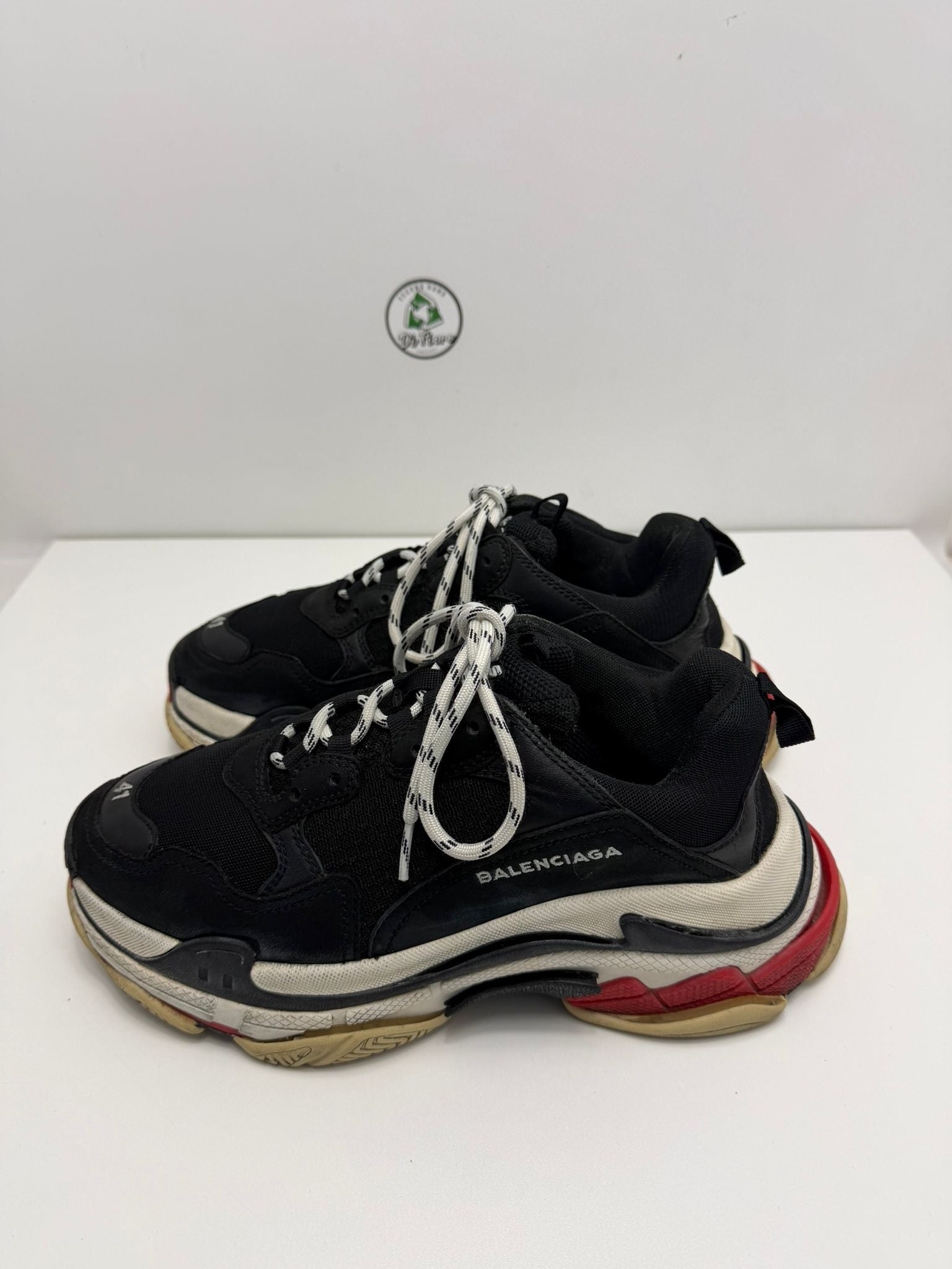 Balenciaga triple s Size 41 nere