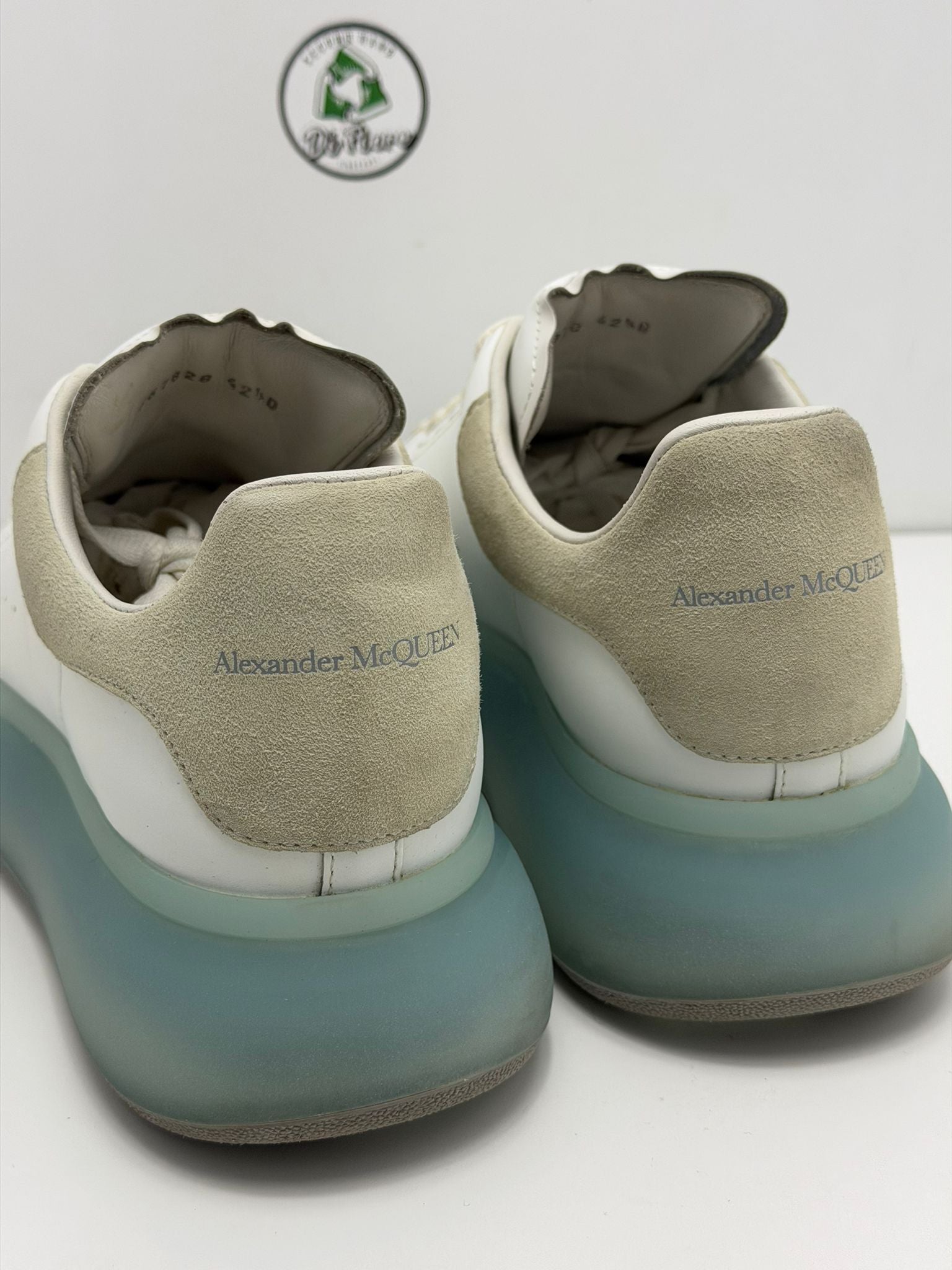 Alexander McQueen 42.5