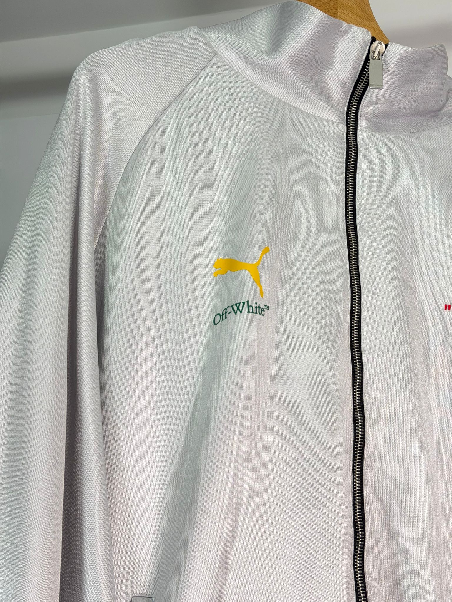 Completo Off white X AC Milan Size XL grigia rossa e nera