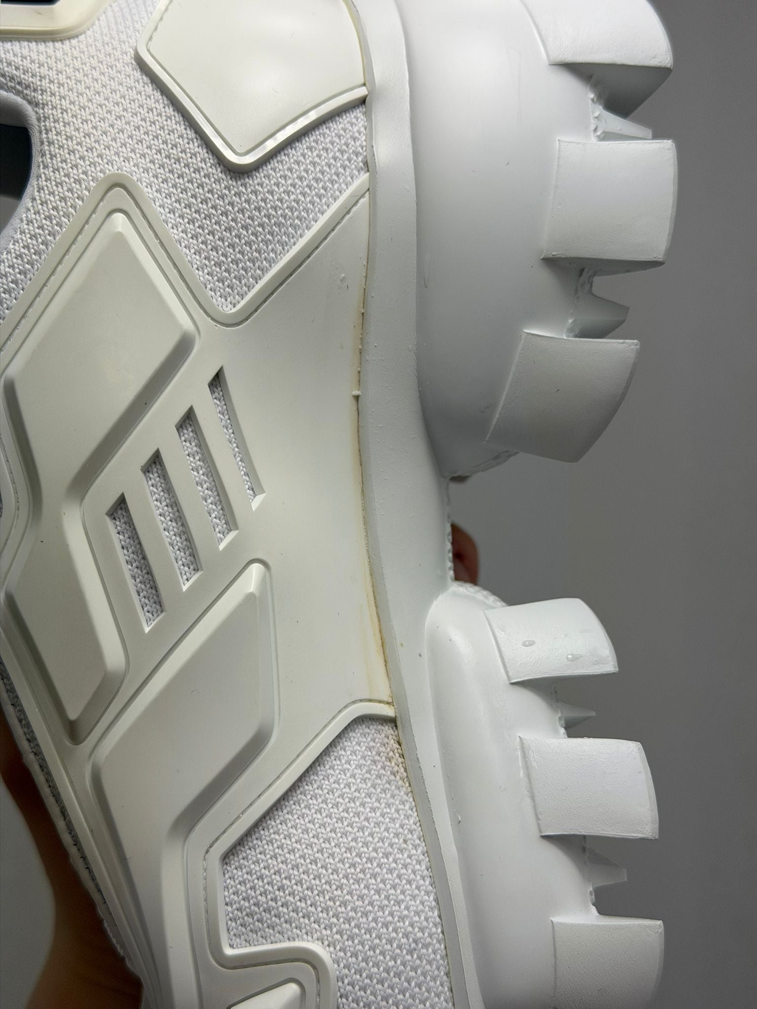 Prada Thunder bianca 40.5