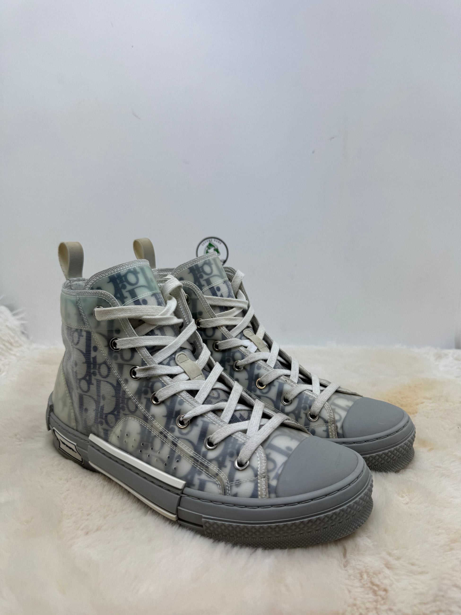Dior B23