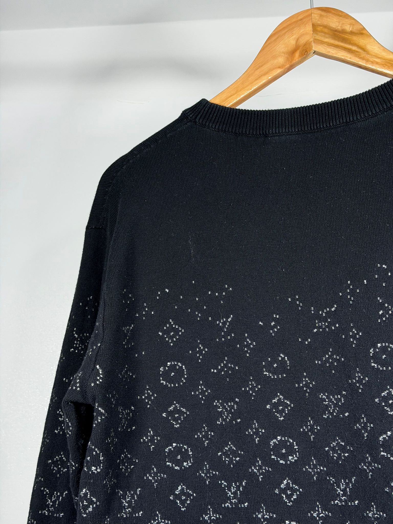 Maglioncino Luois Vuitton Size M nero e bianco