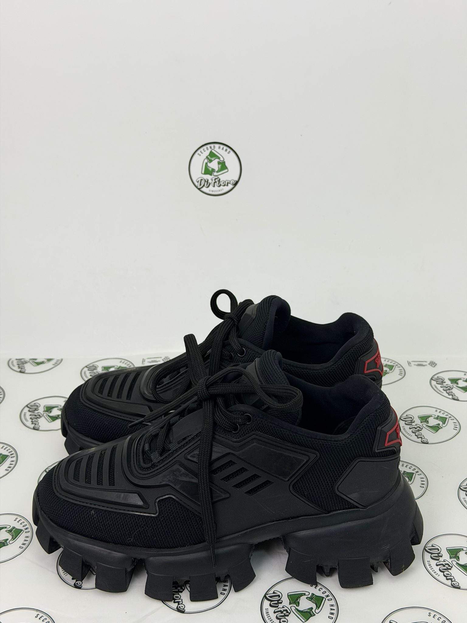 Prada thunder Size 36 veste 36.5/37 nera