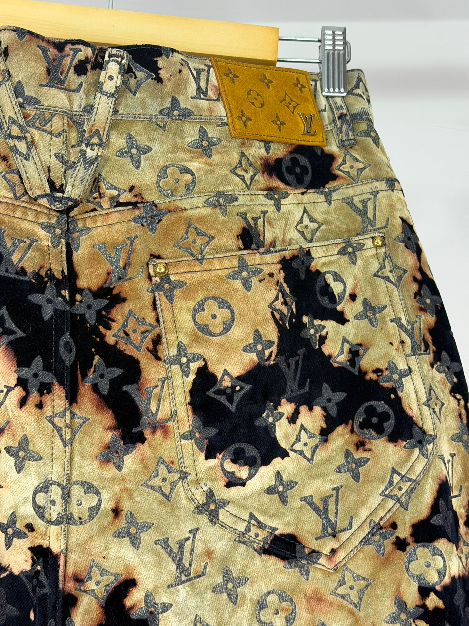 jeans Vuitton effetto bruciato monogram taglia 48 blu navy