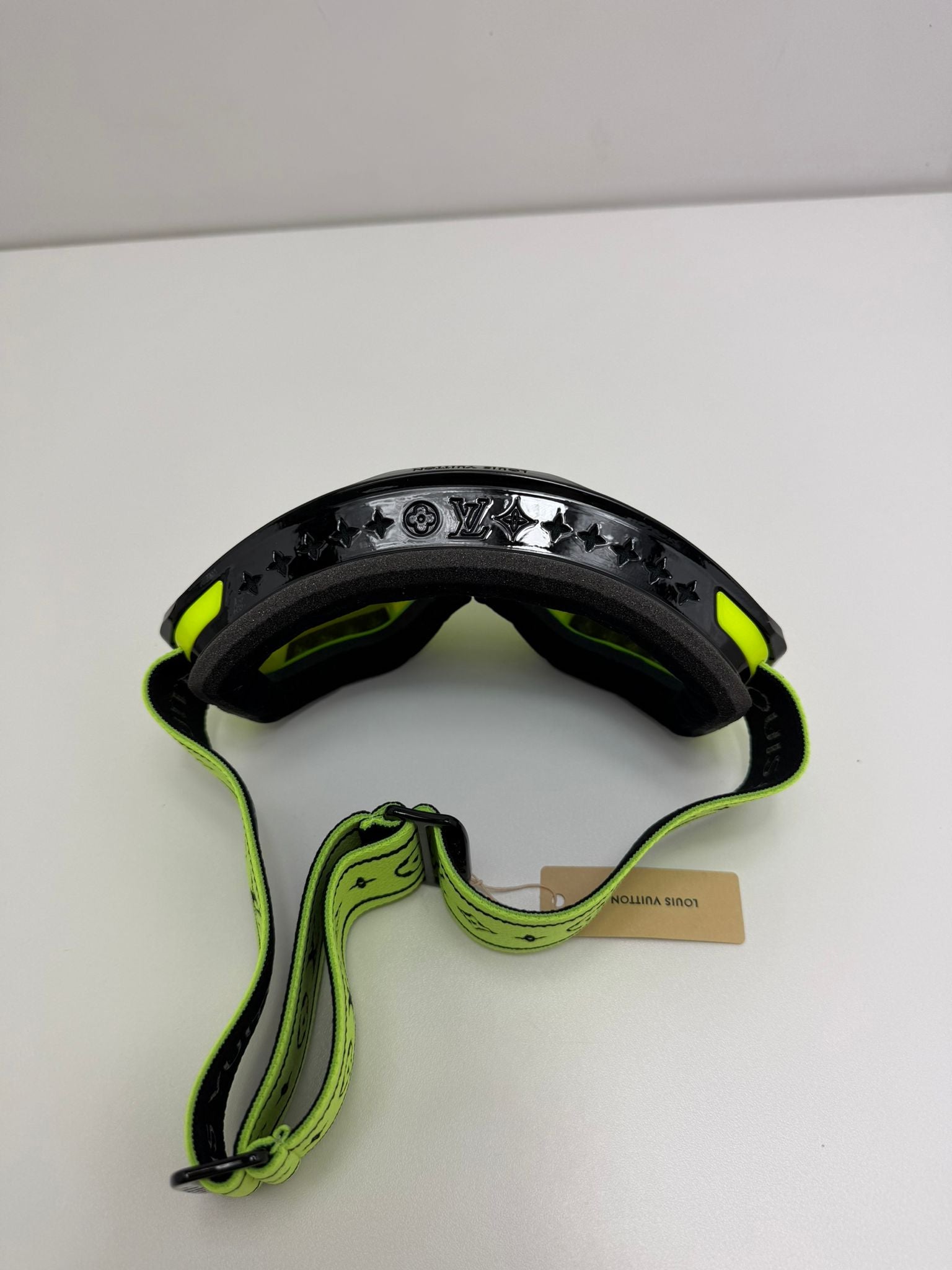 maschera da scii Louis Vuitton gialle e arancioni