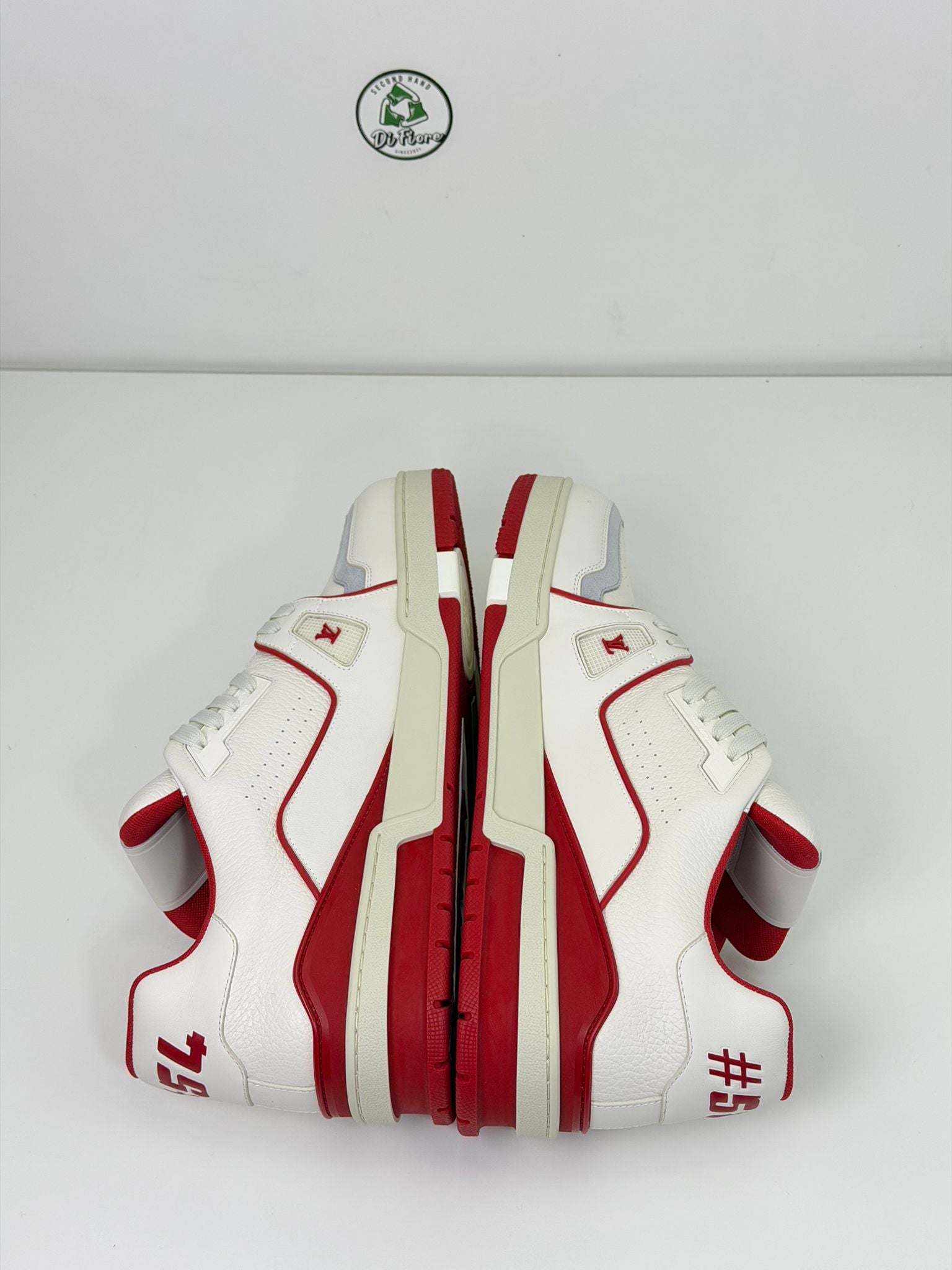 Louis Vuitton trainer 10.5=44.5 veste 45.5 bianche e rosse