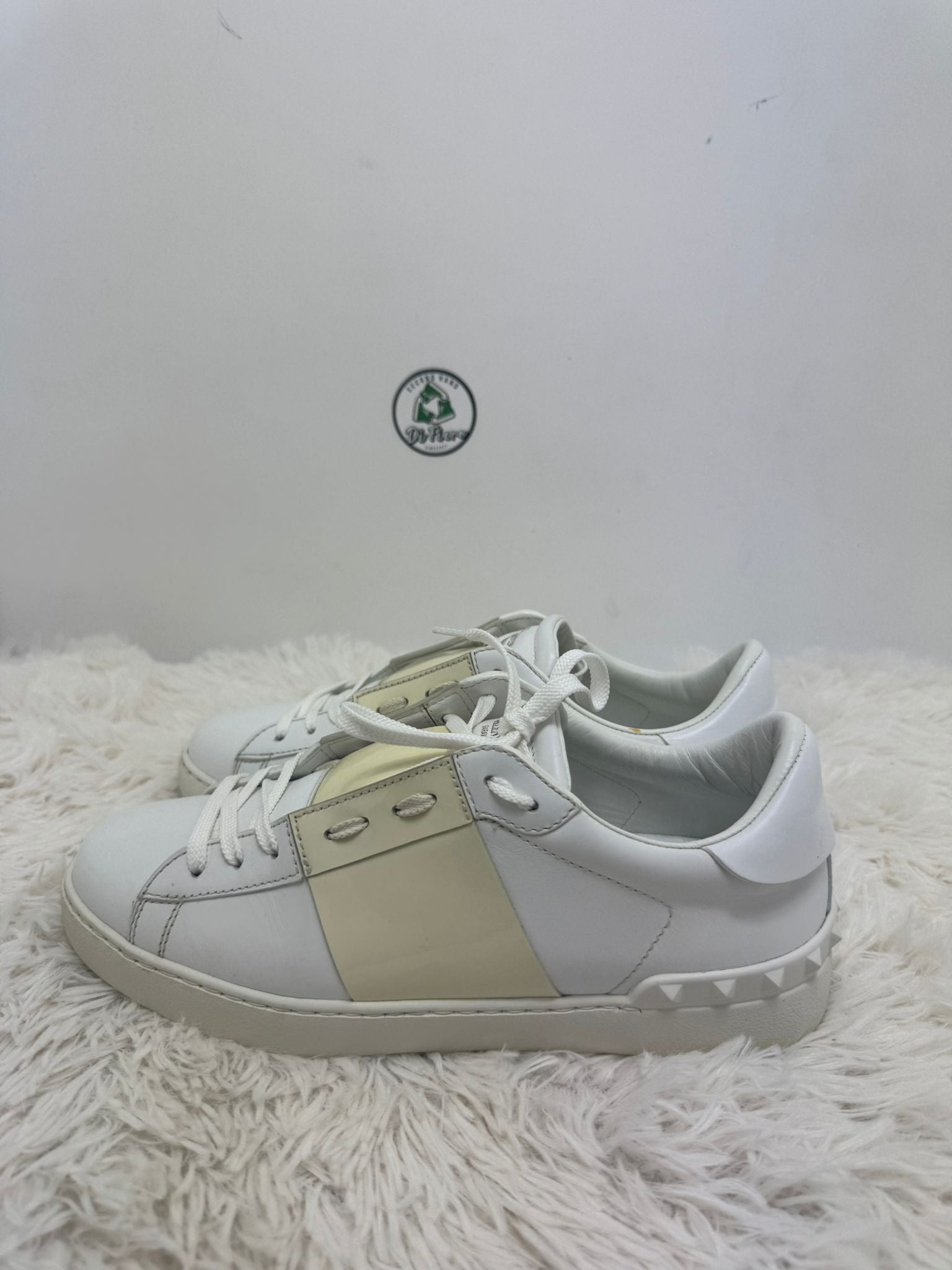 Valentino 40