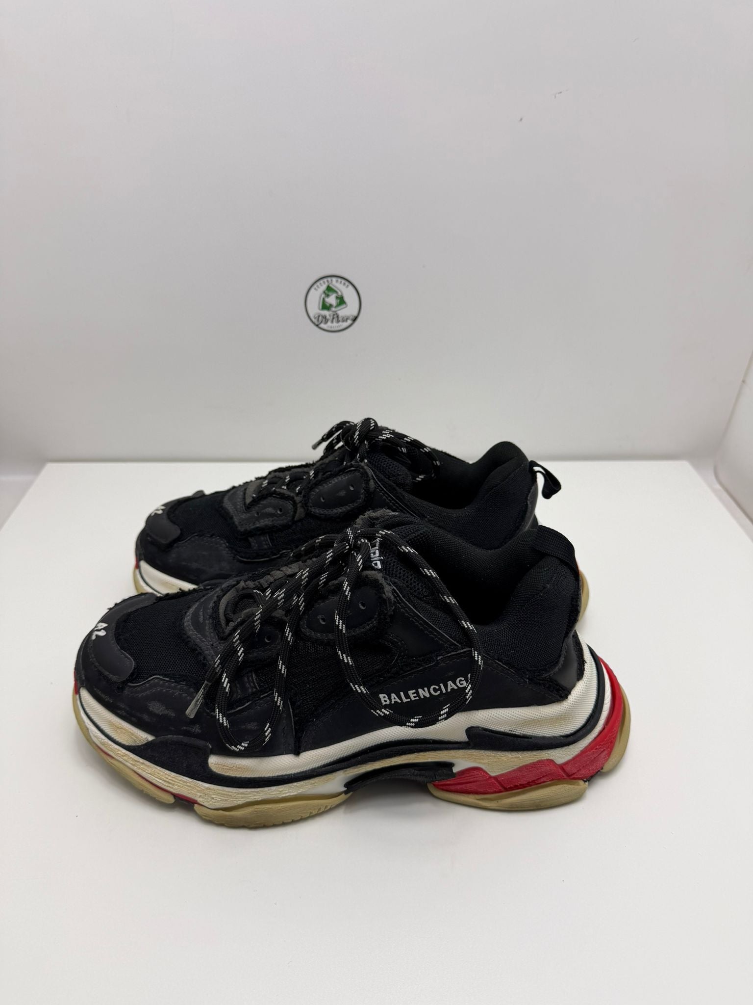 Balenciaga triple S Size 42 nere