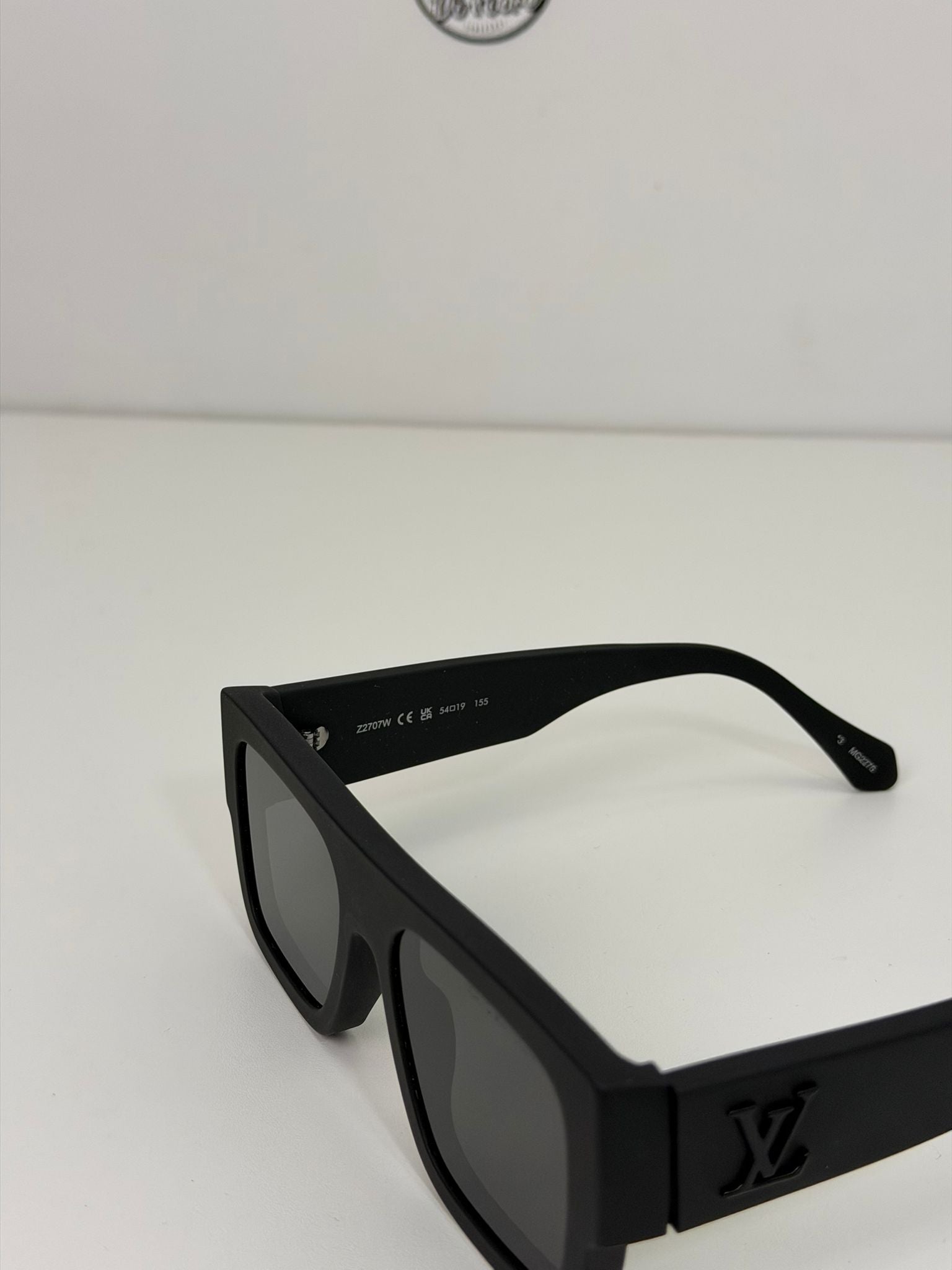 occhiali Louis Vuitton nero opaco