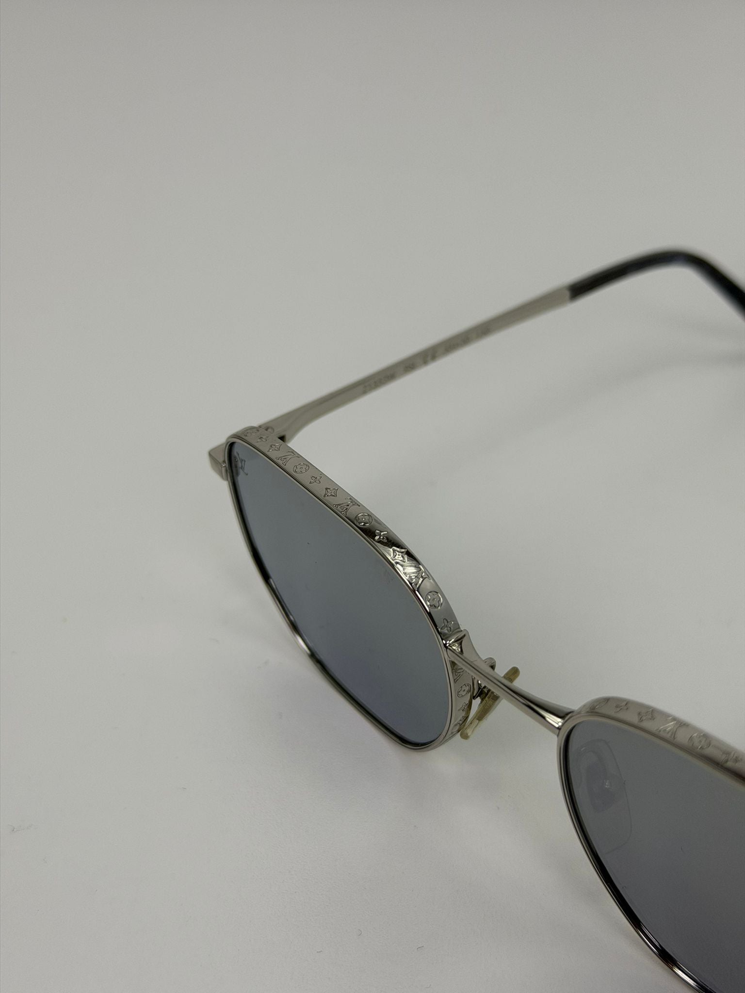 occhiali Louis Vuitton argento