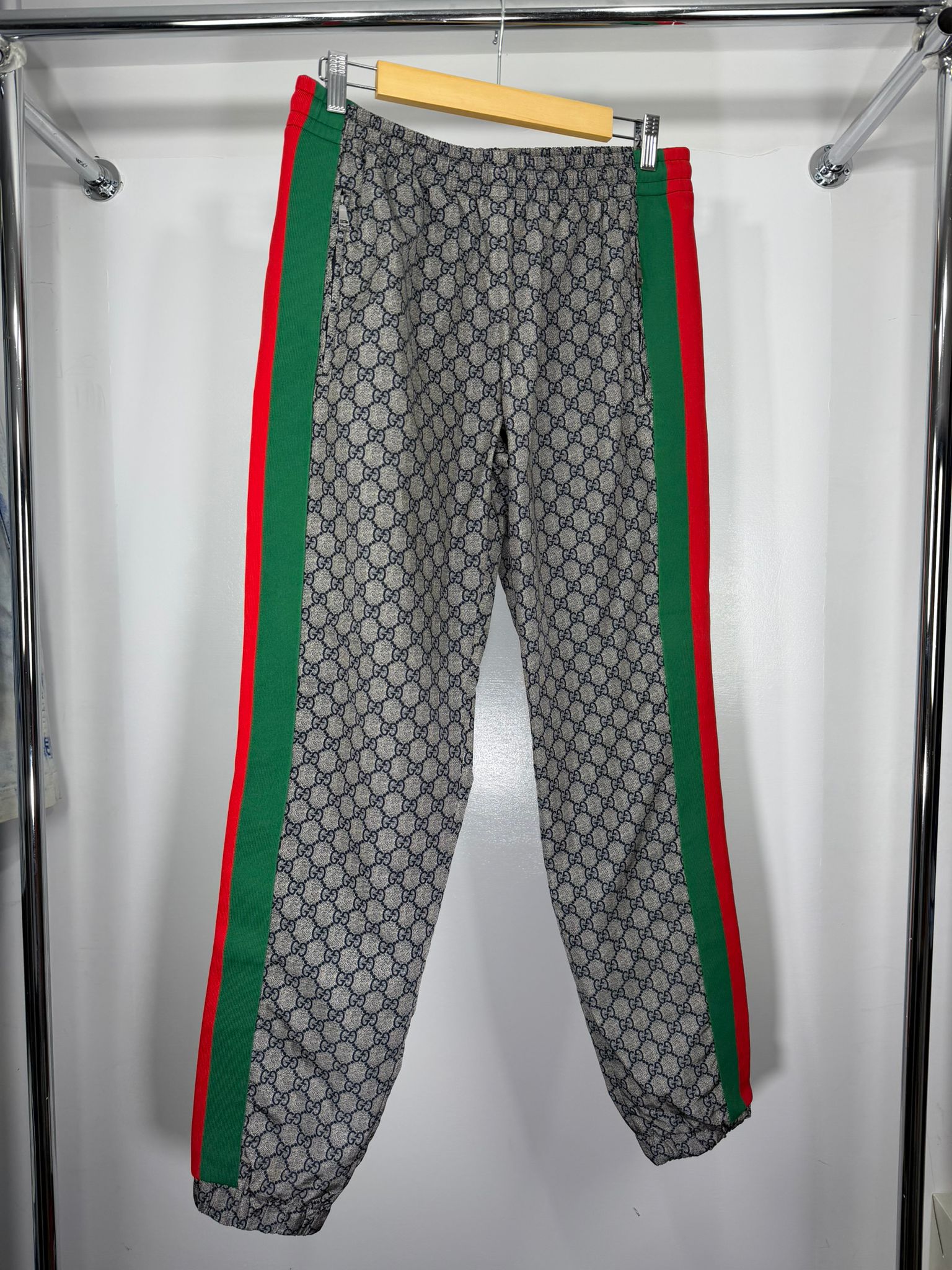 Pantalone e Giacca Gucci Size M grigio verde e rosso