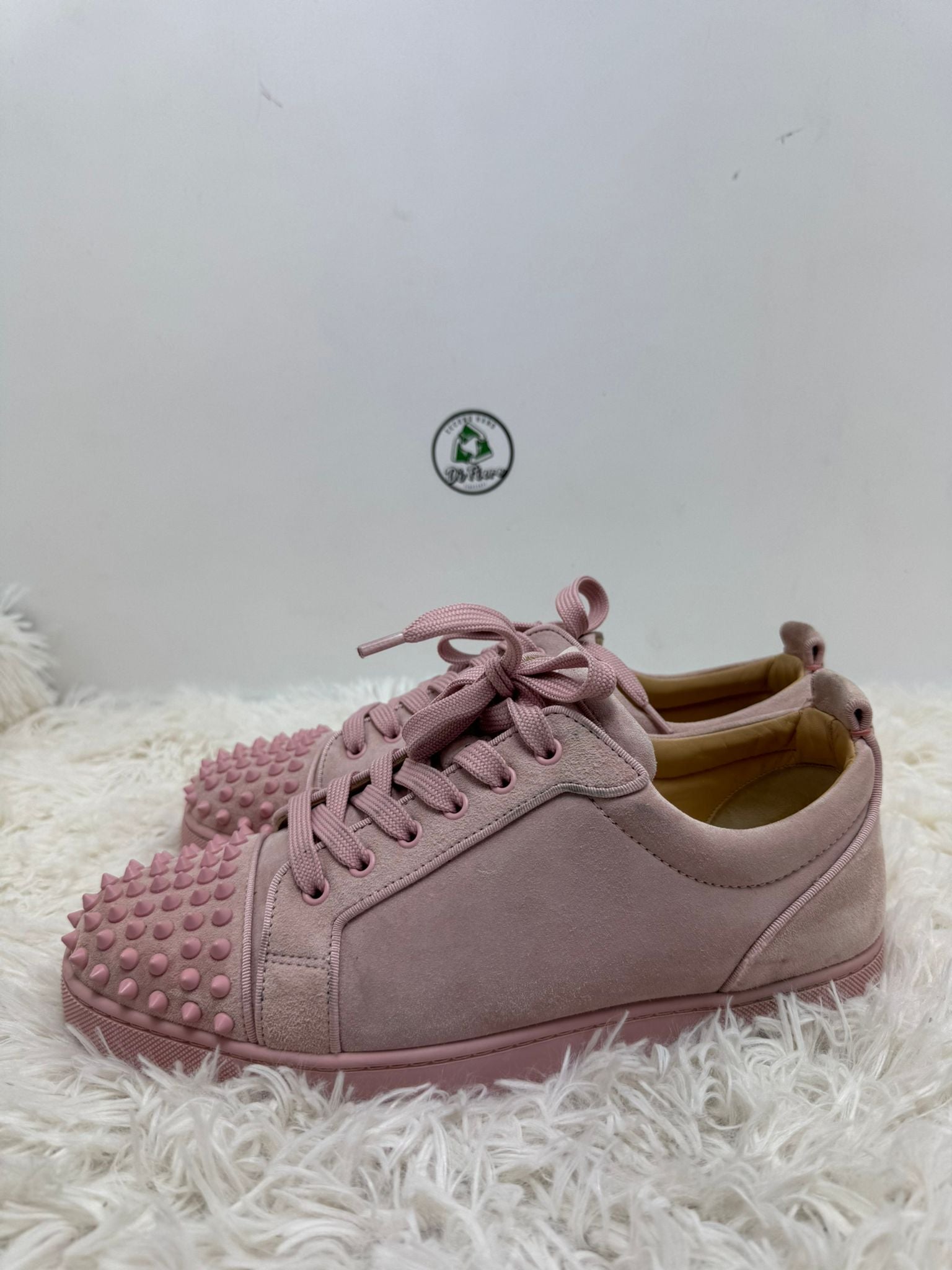 Louboutin 43