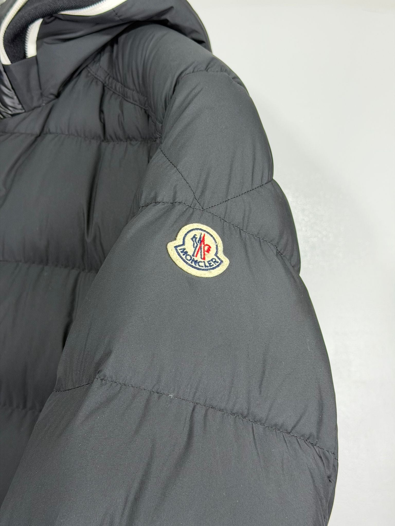 Moncler Size 3=M nero