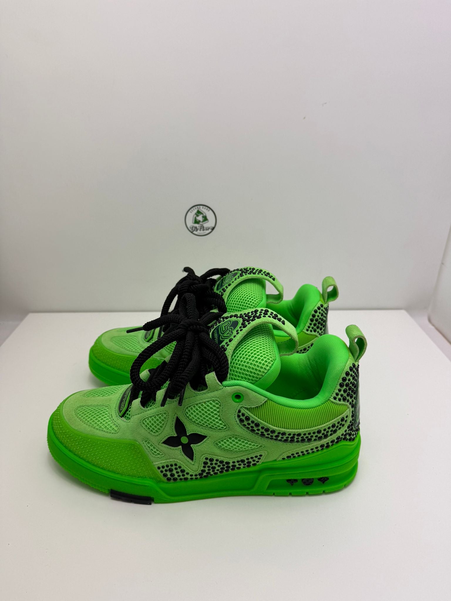 Louis Vuitton skate 9=43 veste 44 verdi e nere