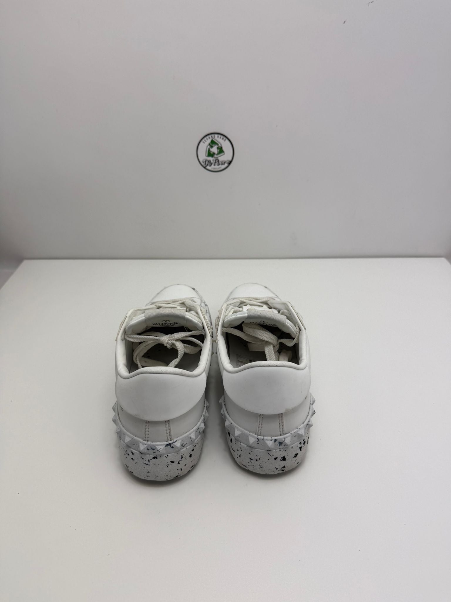 Valentino Size 34.5 Bianca e nera