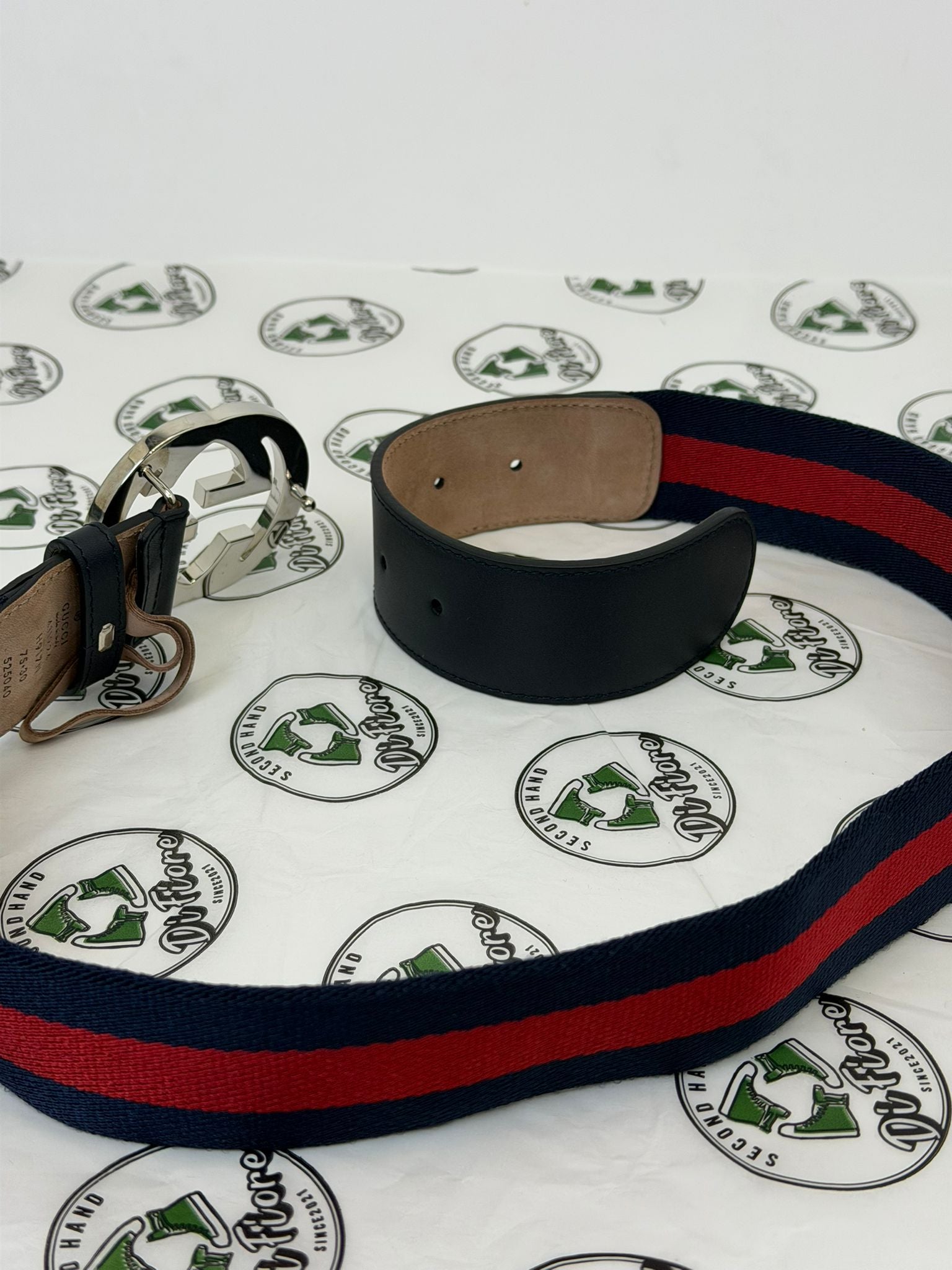 cinta Gucci misura 75