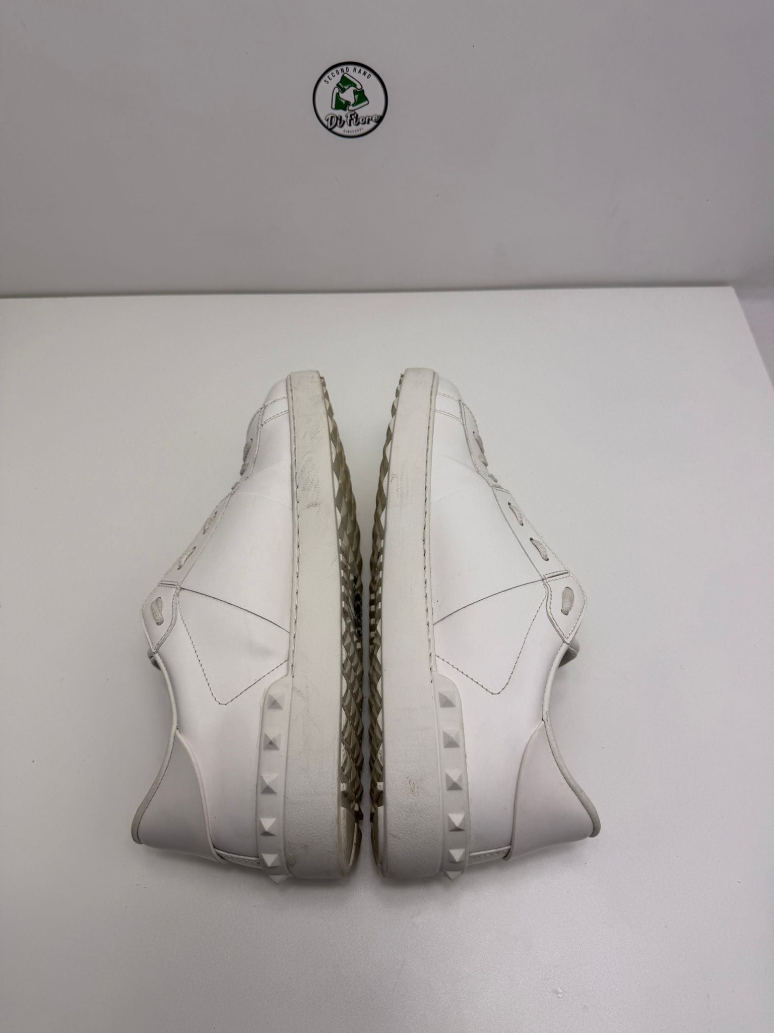 Valentino Size 42 Bianca